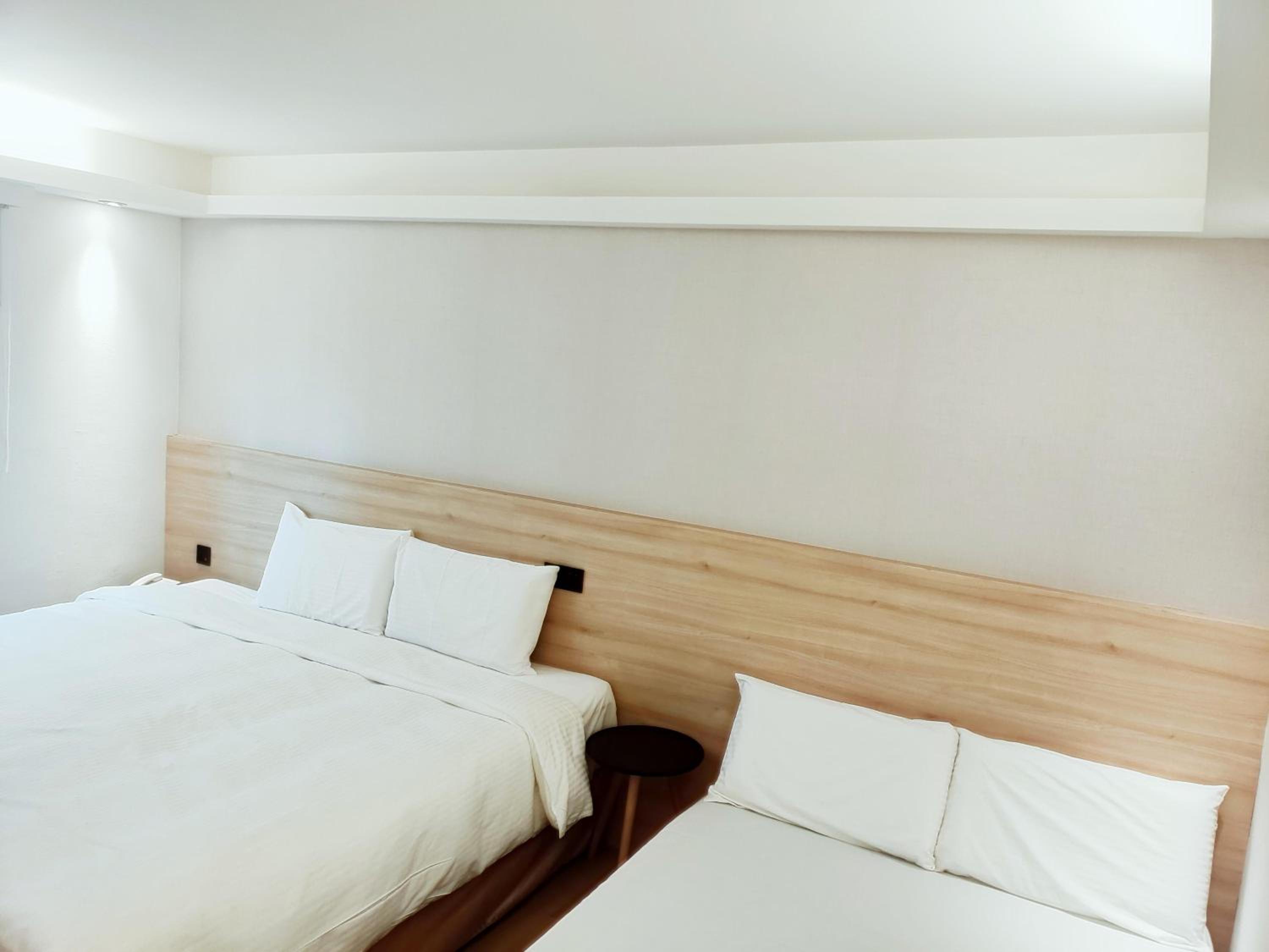 Quadruple Room with Shower