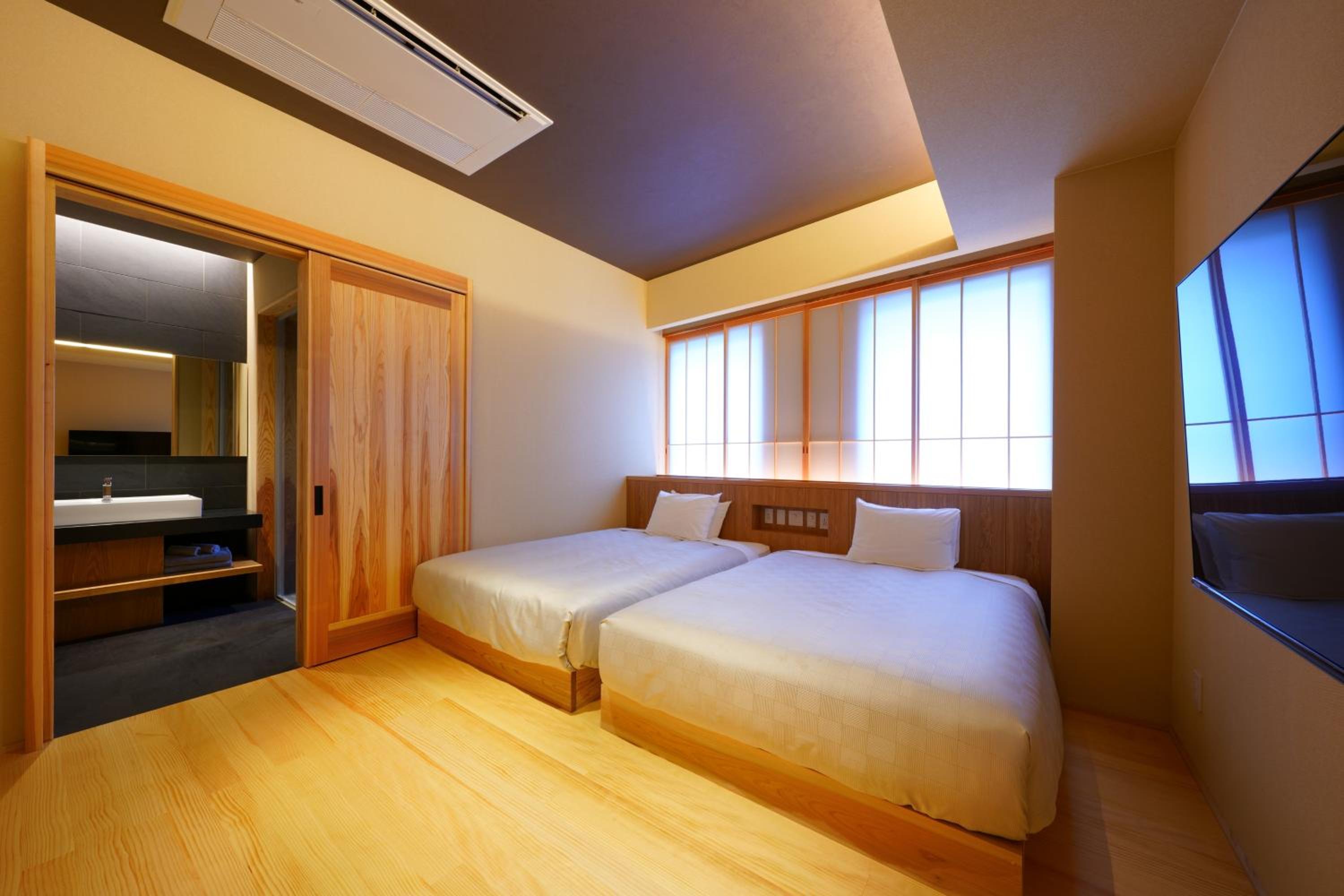 Superior Twin Room photo 1