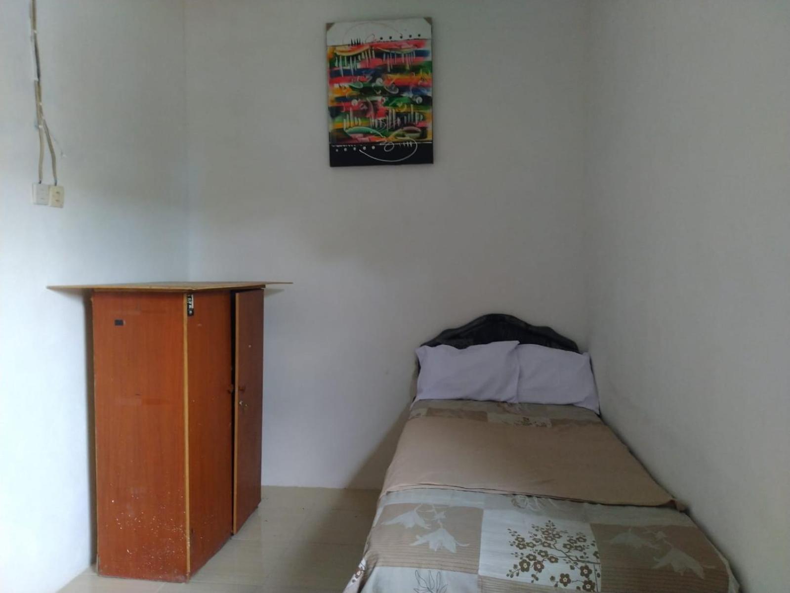 Single Room With Private Bathroom