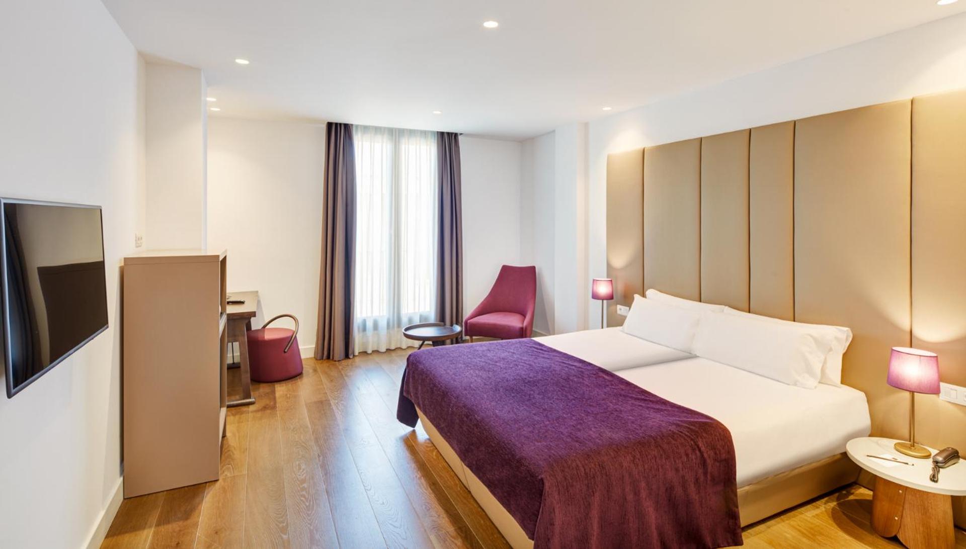 Twin Room - Photo 1