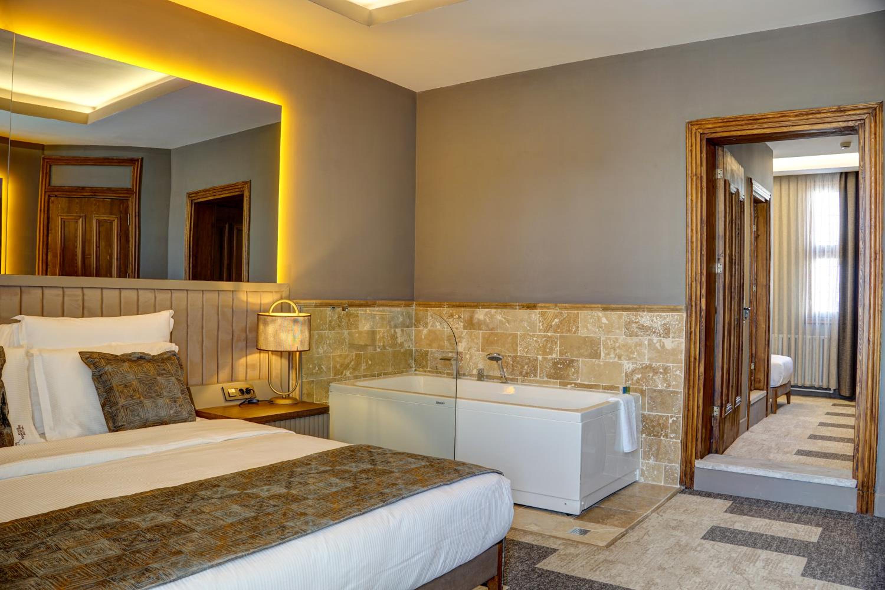 Family Suite - Photo 5