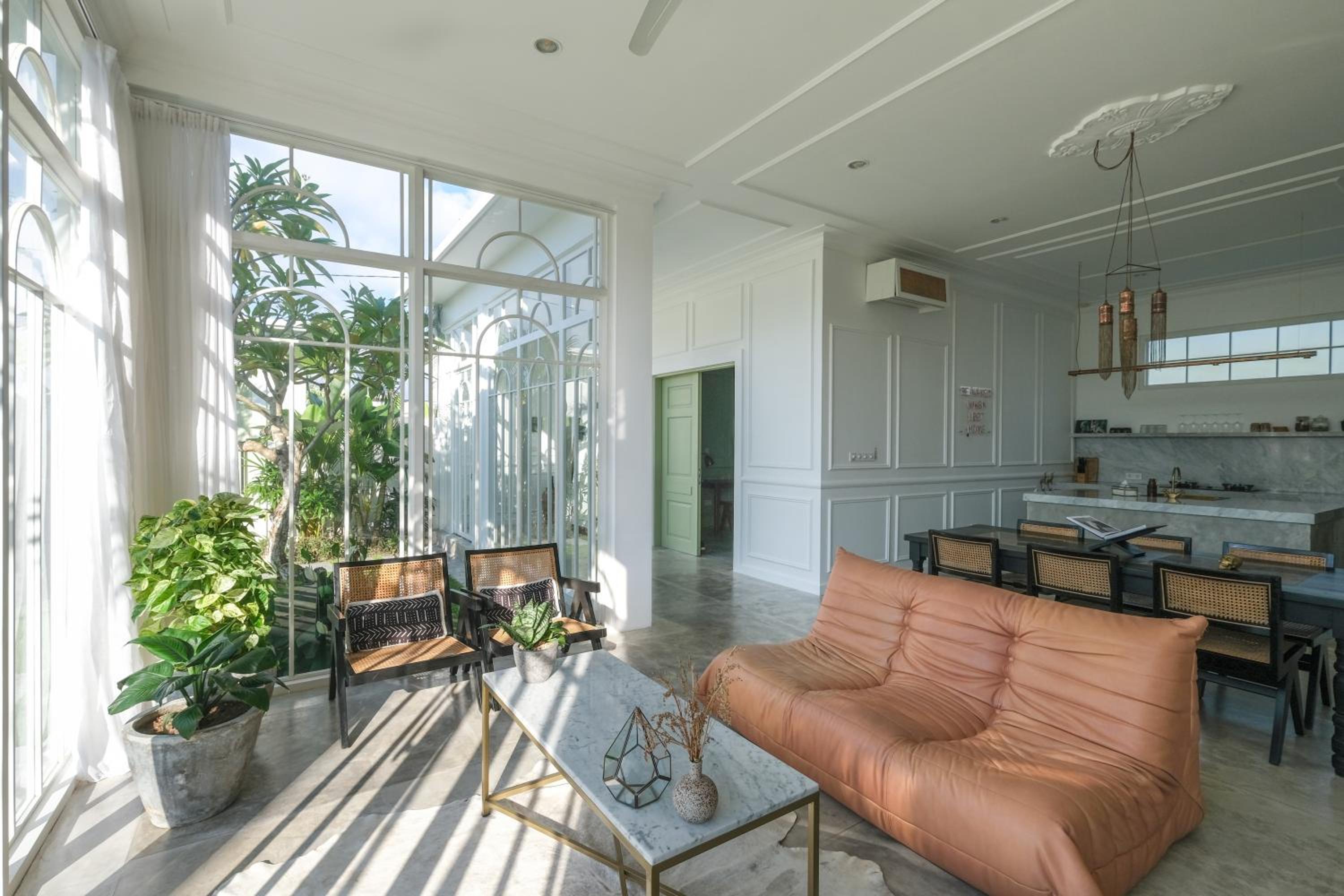 Villa with Private Pool - Photo 28