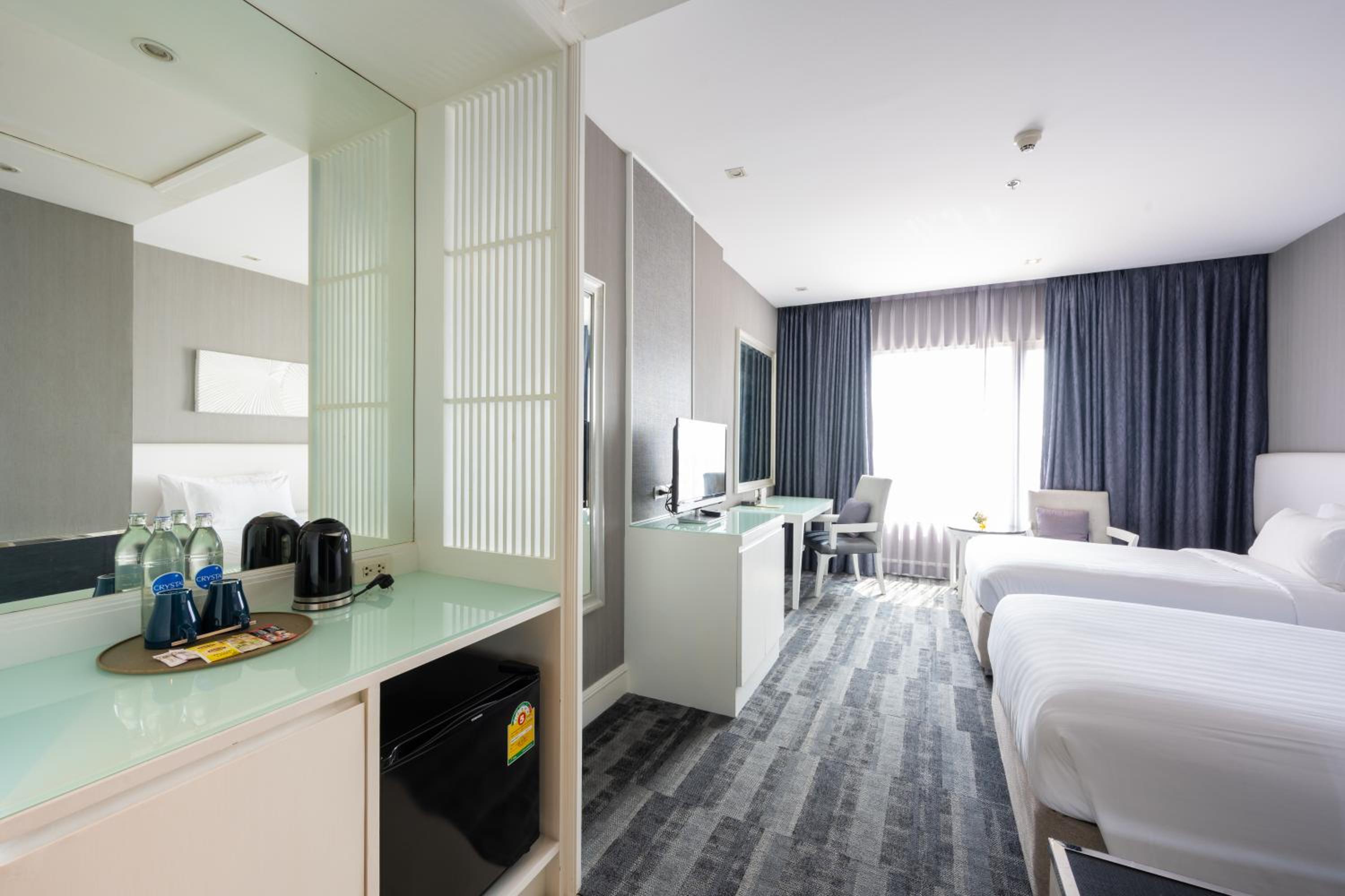 Deluxe Twin Room - Photo 2