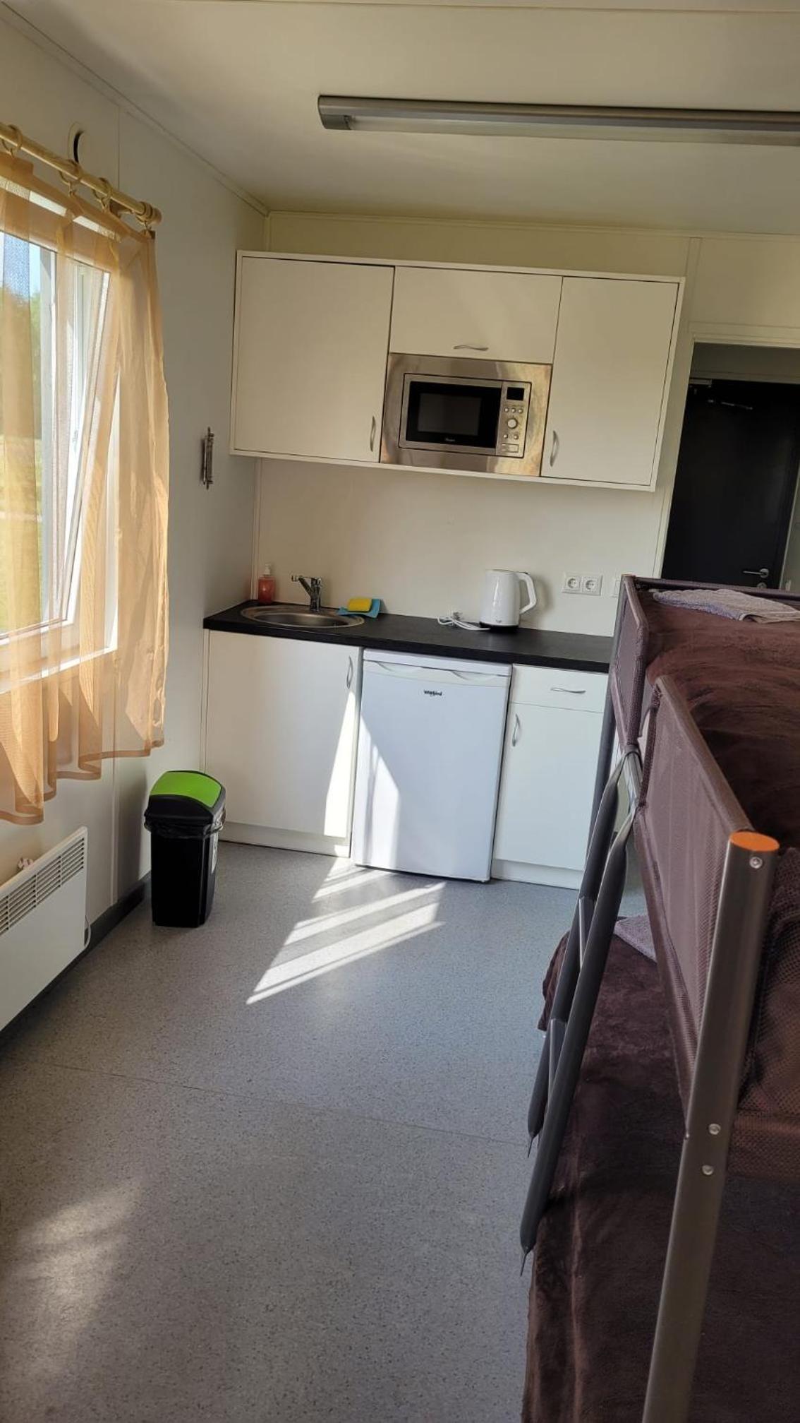 Mobile Home - Photo 2