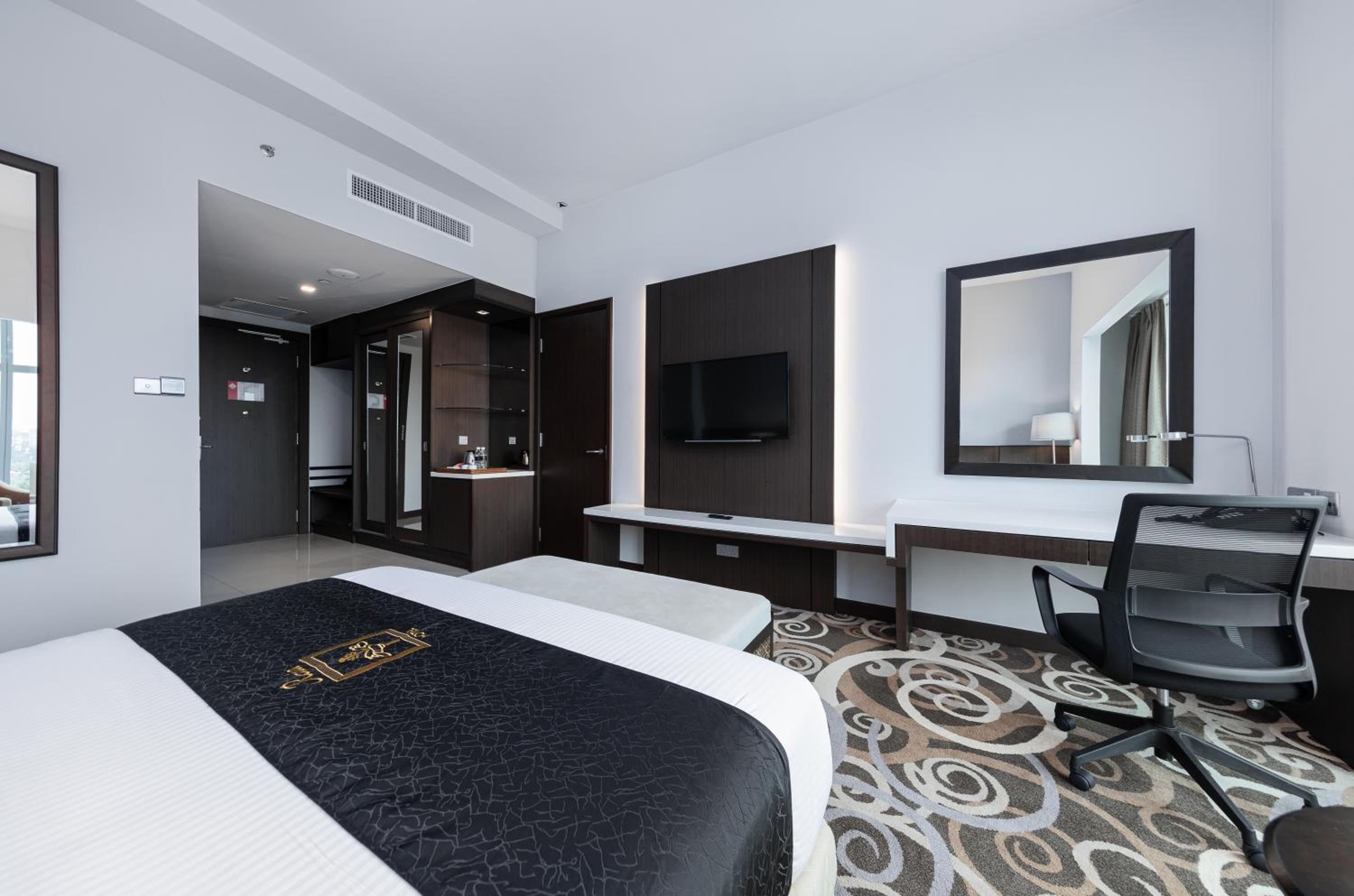 Family Suite - Photo 9