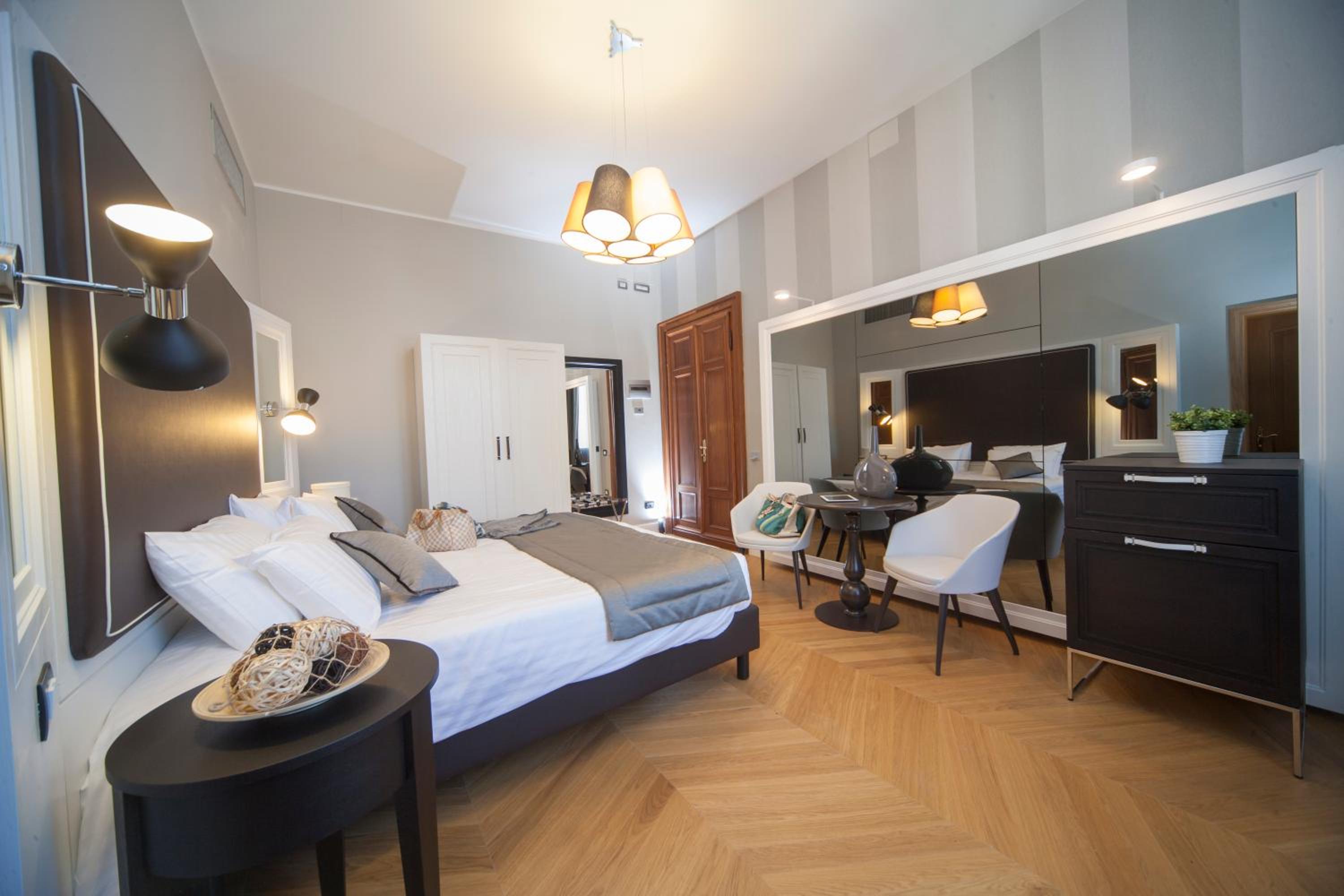 Superior Double or Twin Room - Photo 1