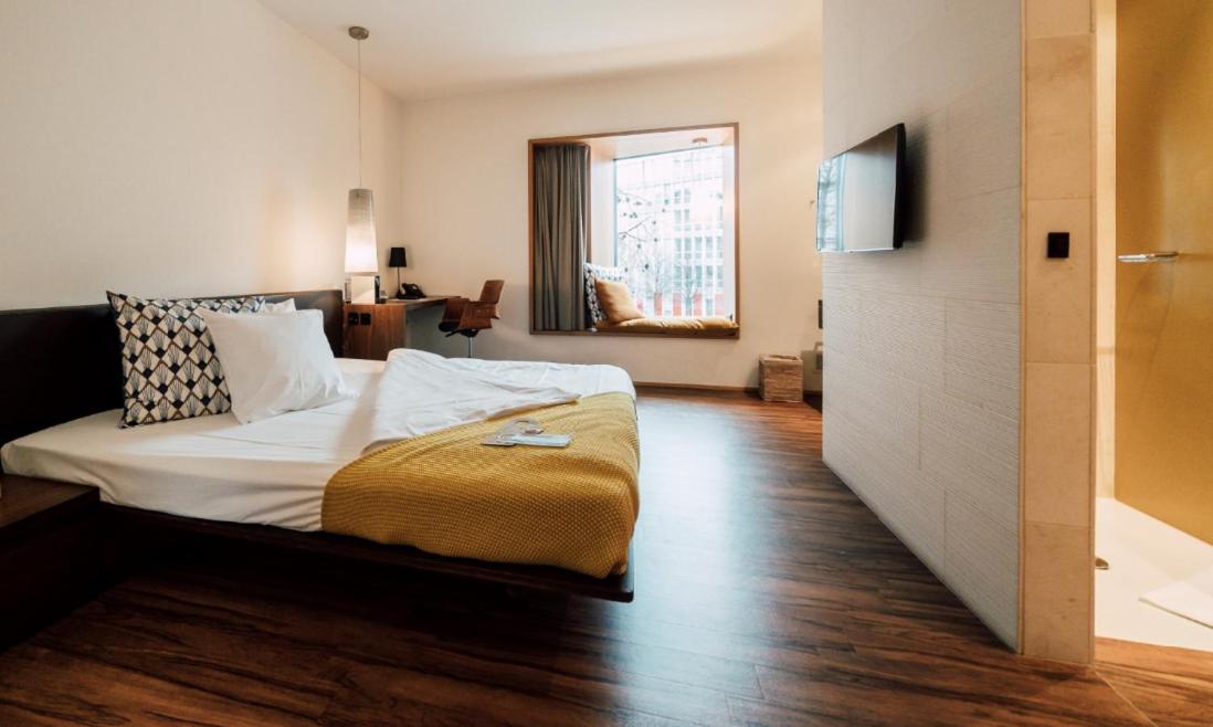 Characteristic Room photo 1