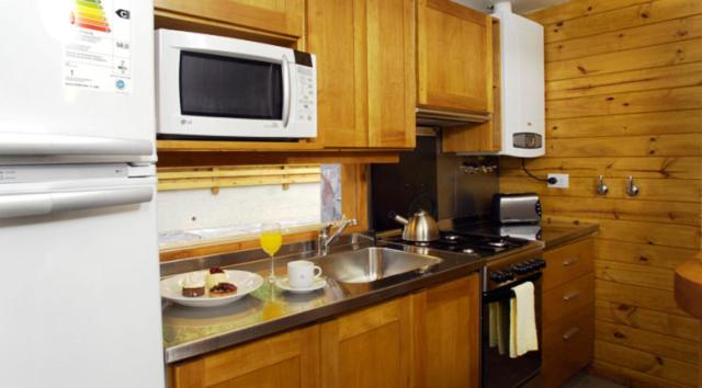 Bungalow (4 Adults) photo 3