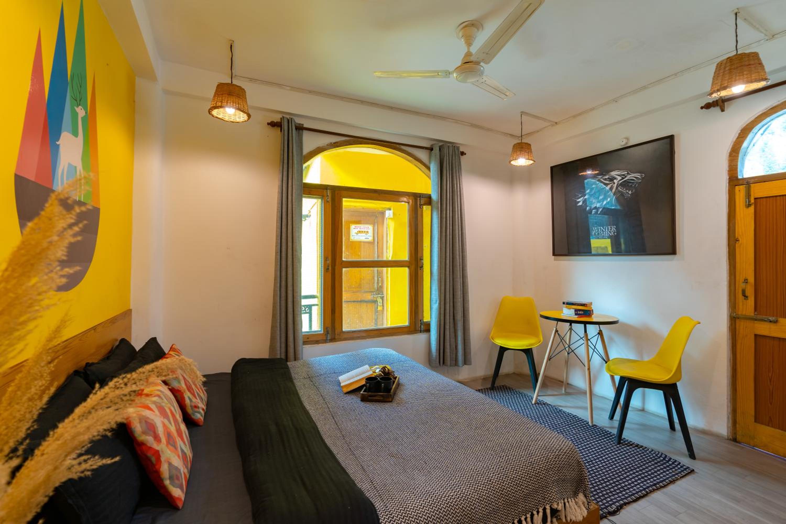 Double or Twin Room with Private Bathroom - Photo 22