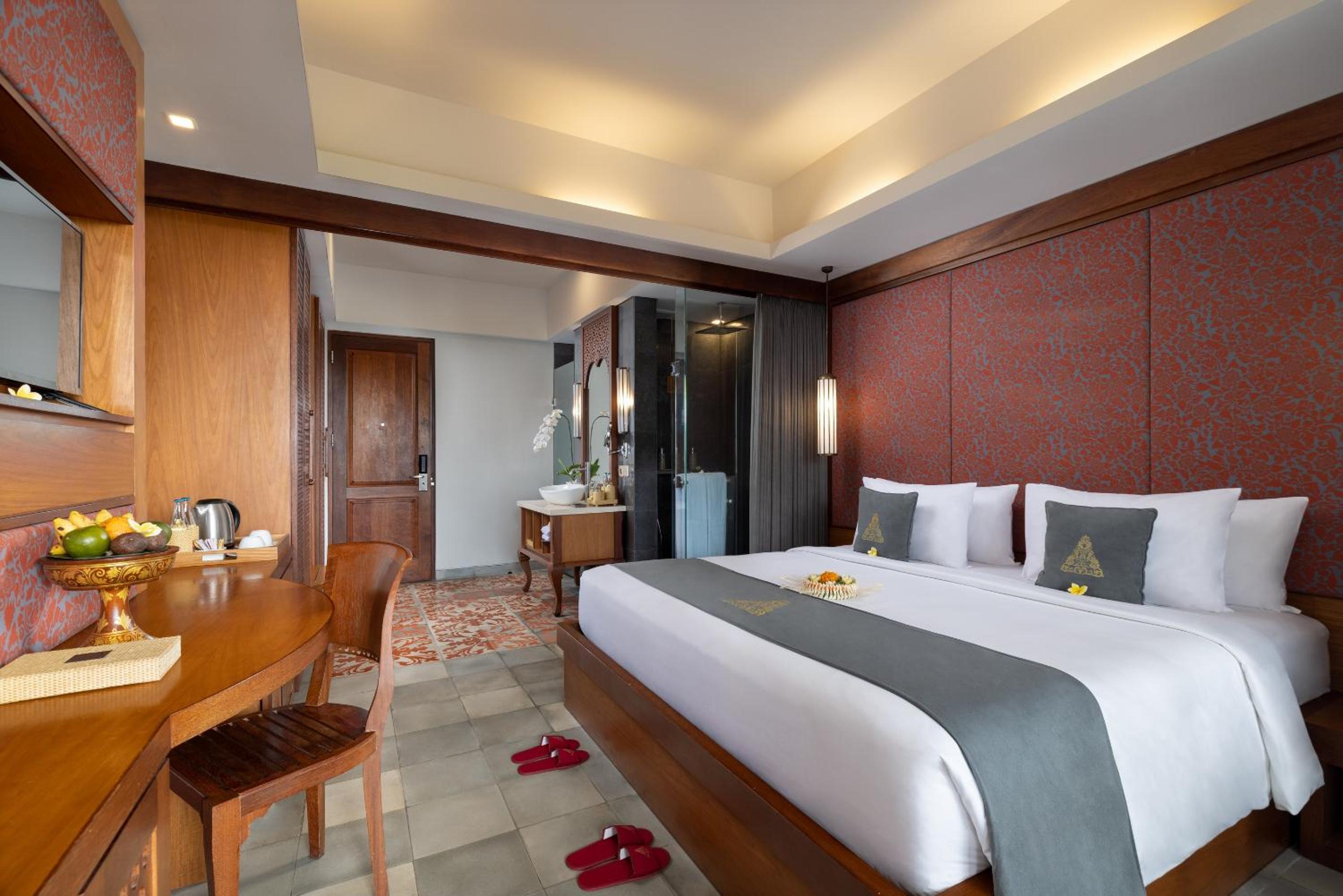 Deluxe Double or Twin Room with Pool View (Room Only)