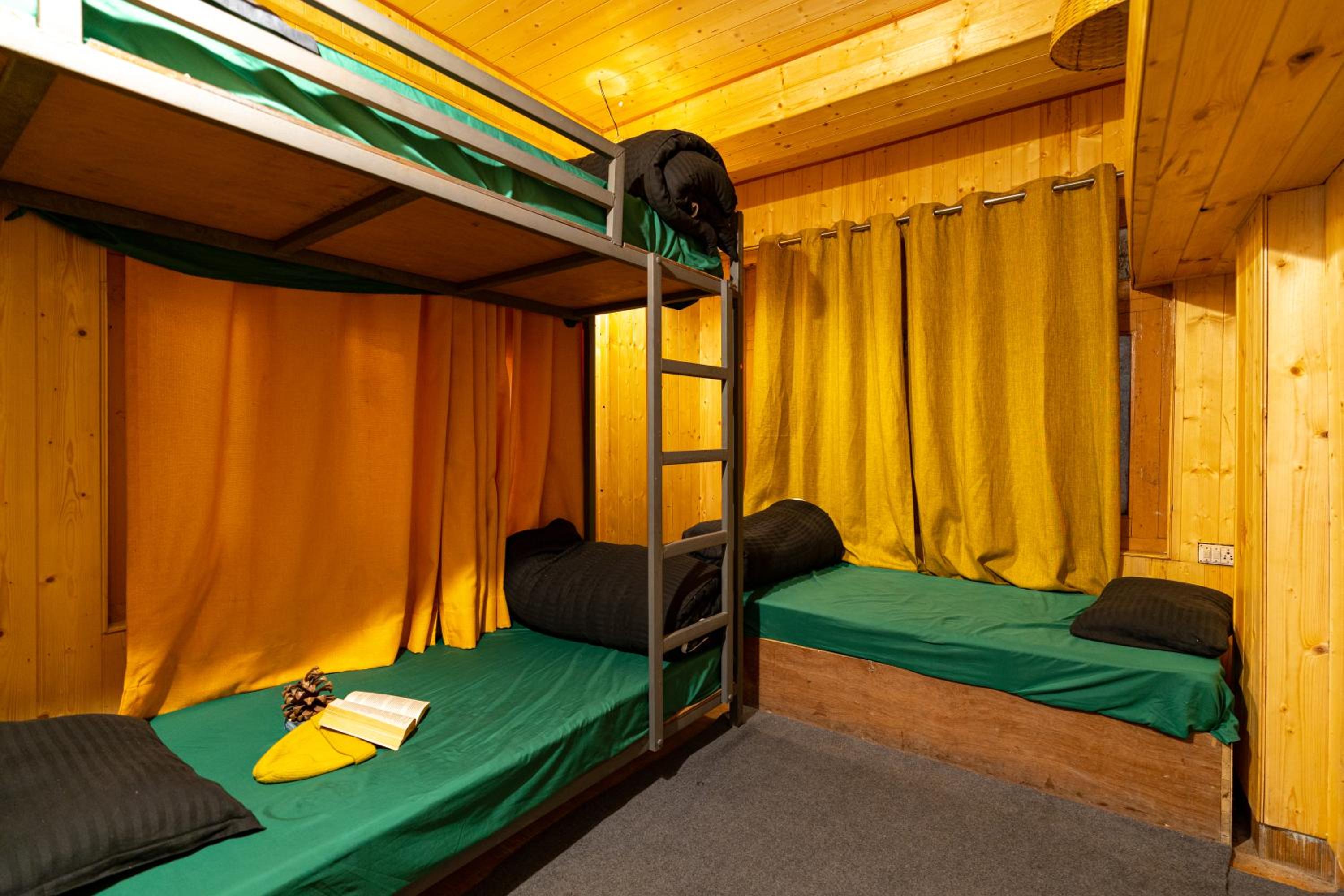 Bunk Bed in Mixed Dormitory Room photo 3