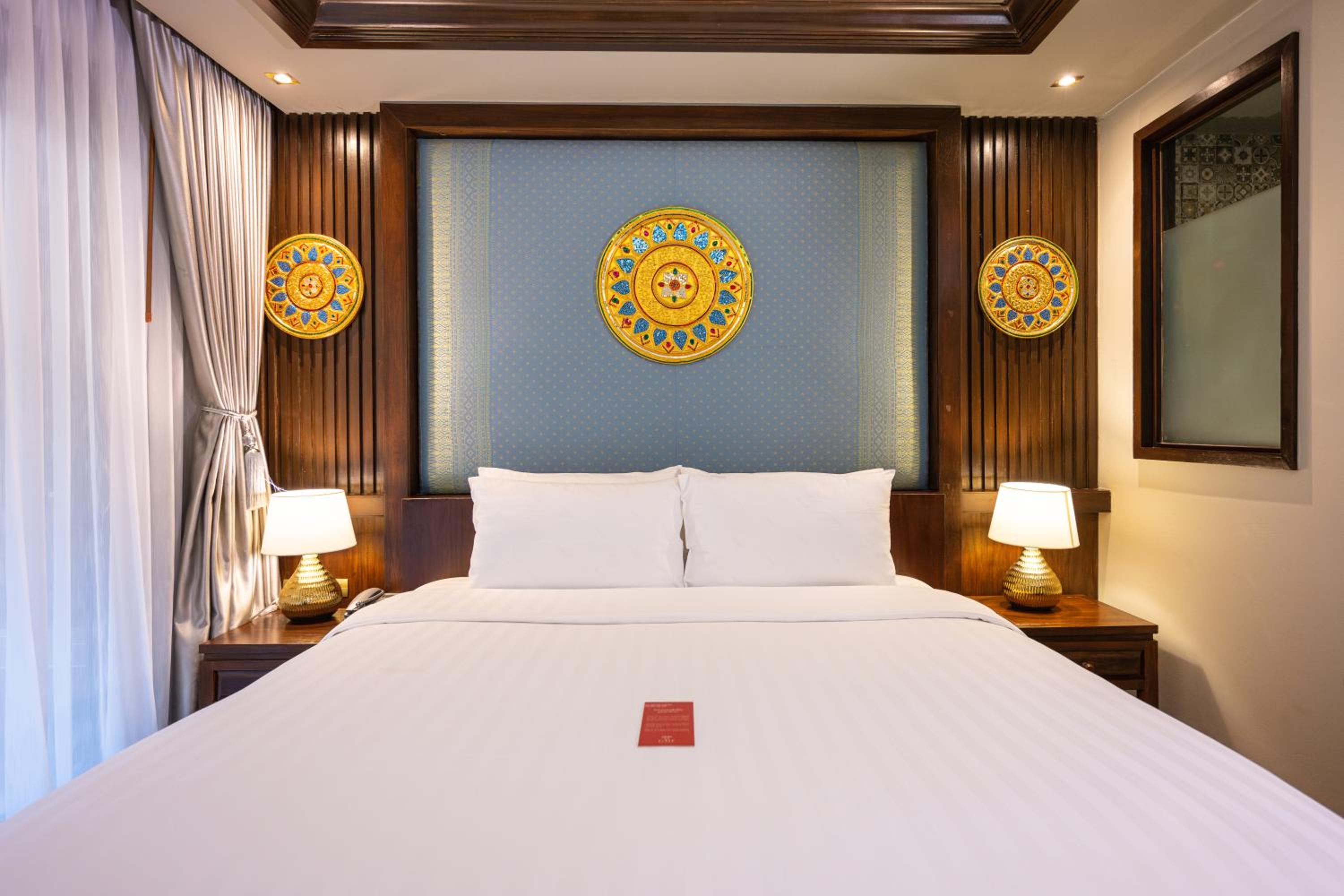 Deluxe Double Room - Photo 18