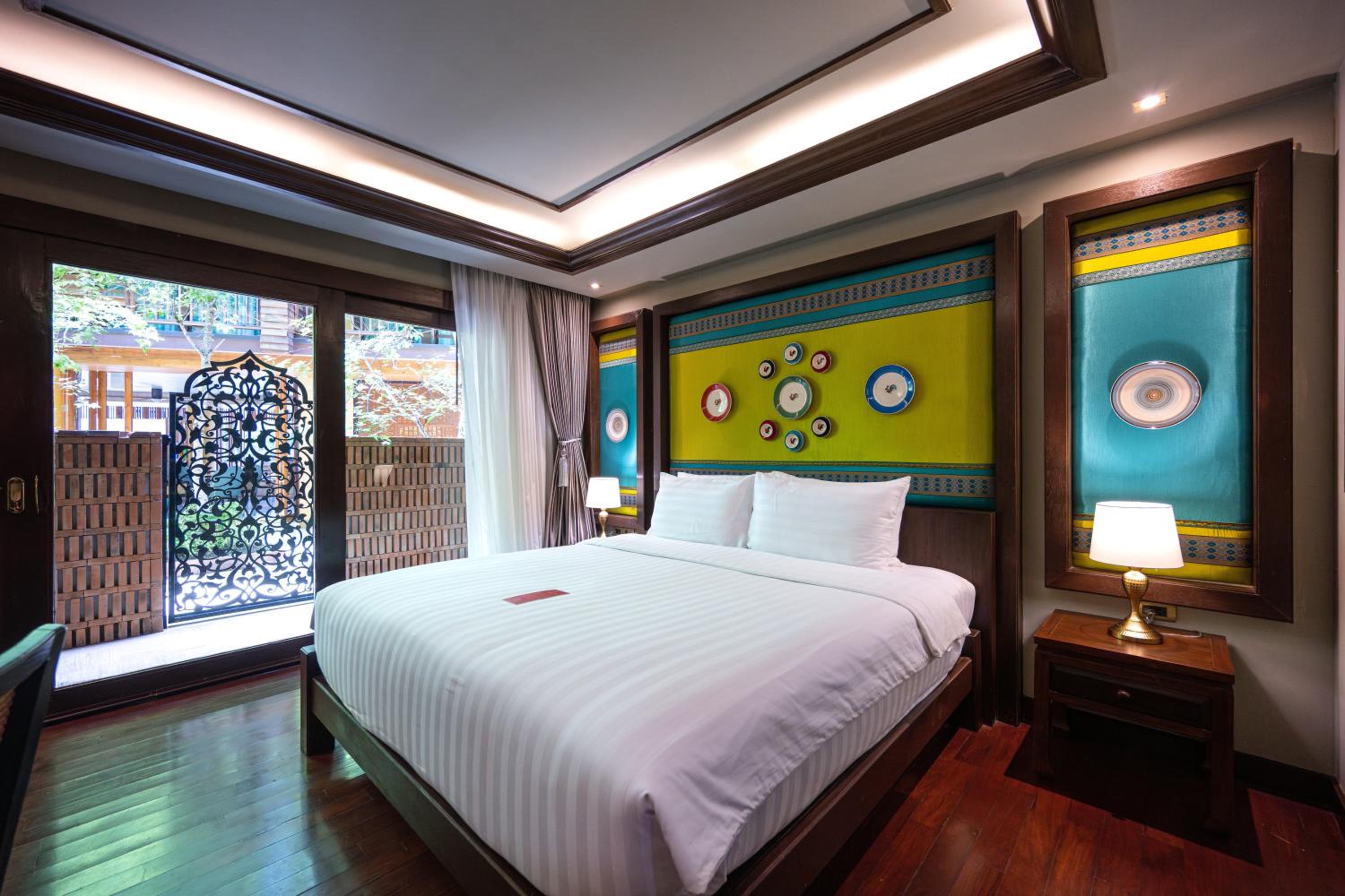 Deluxe Double Room - Photo 17