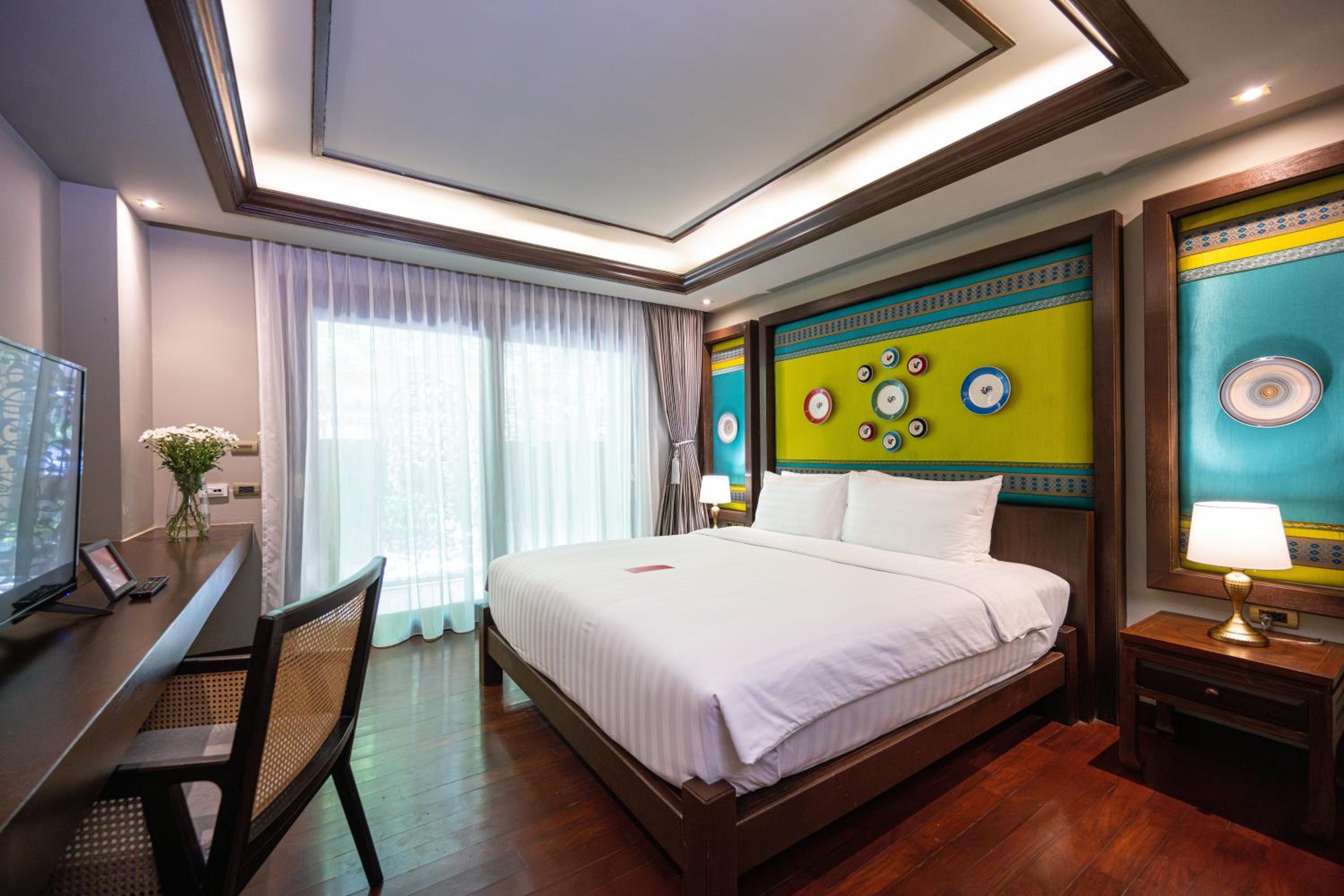 Deluxe Double Room - Photo 15