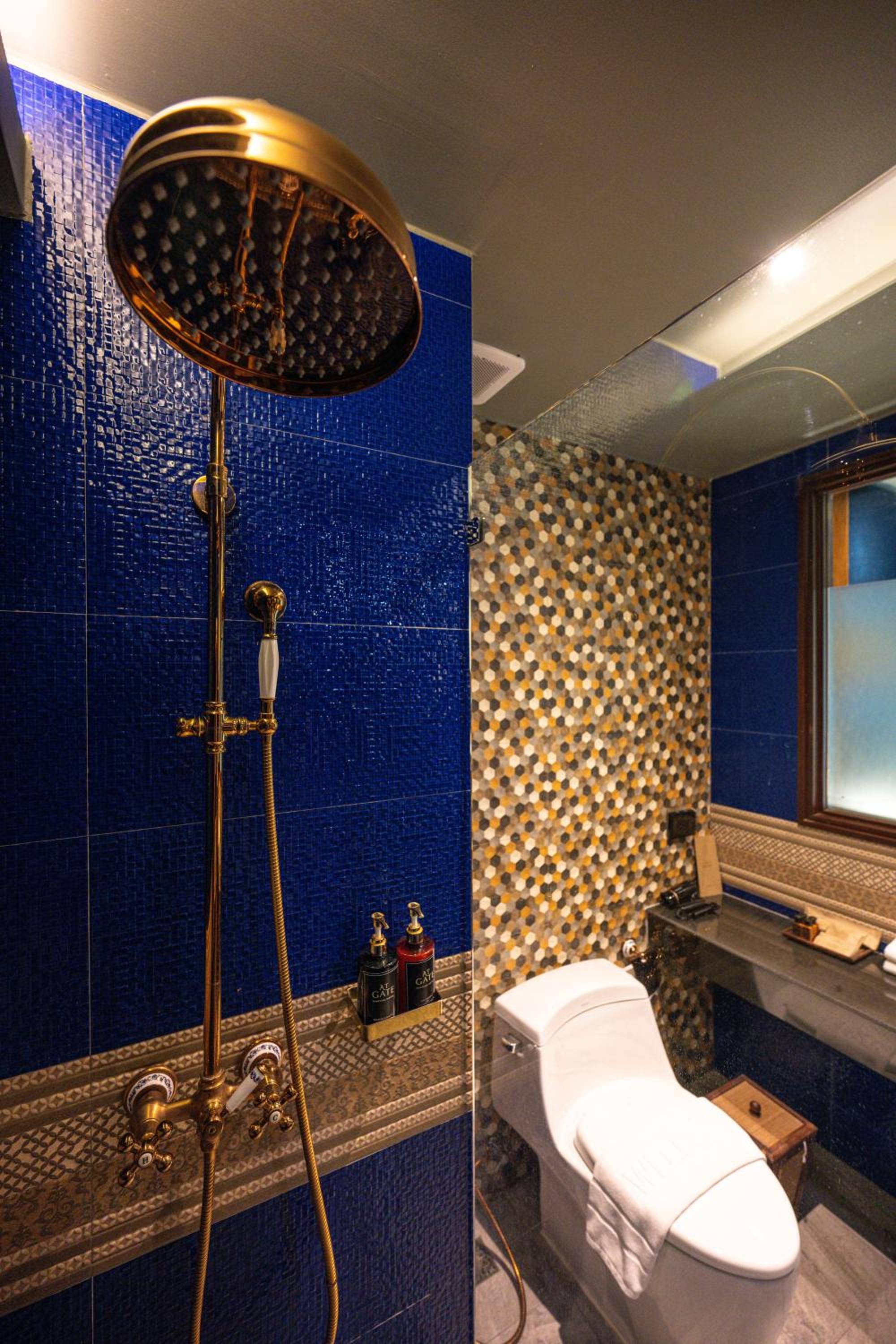 Deluxe Twin Room - Photo 30