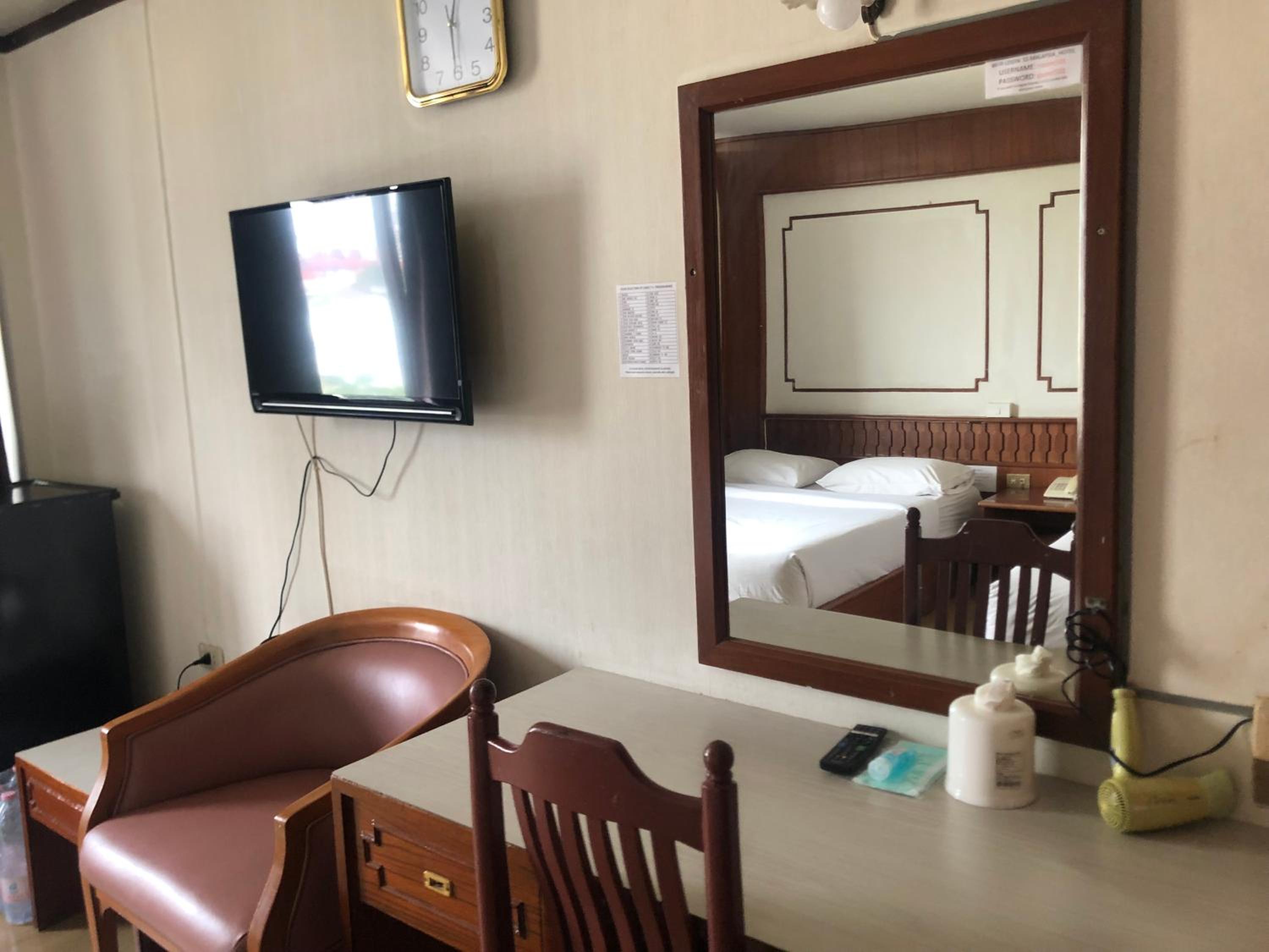 Superior Twin Room photo 2