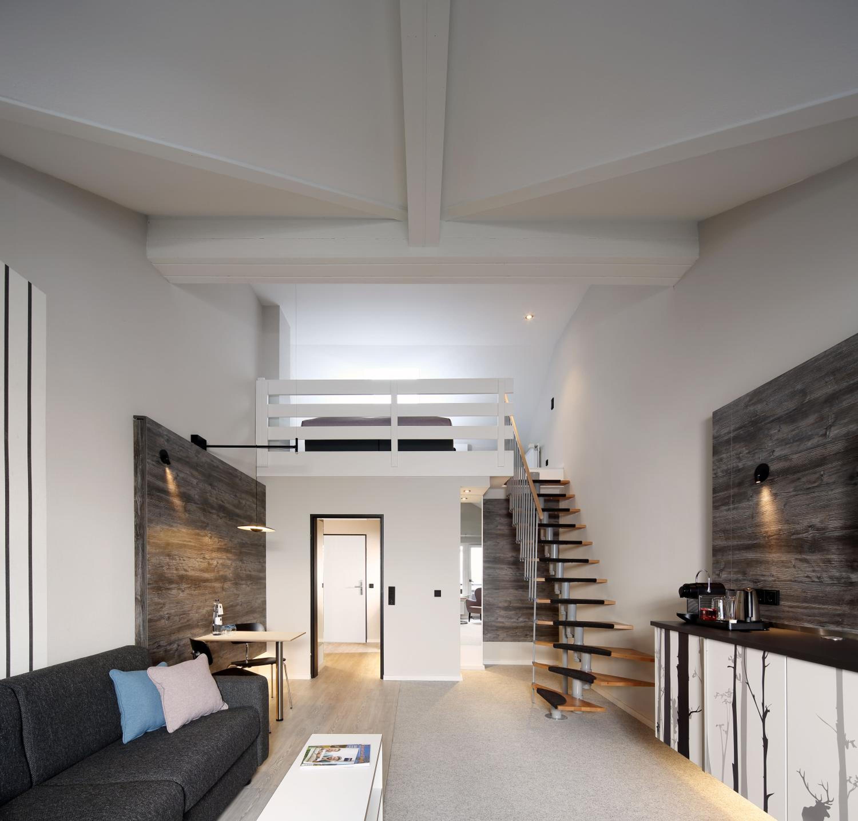 Studio with Balcony - Photo 1