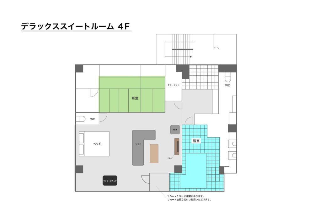 Deluxe Suite with Sea View - Photo 10