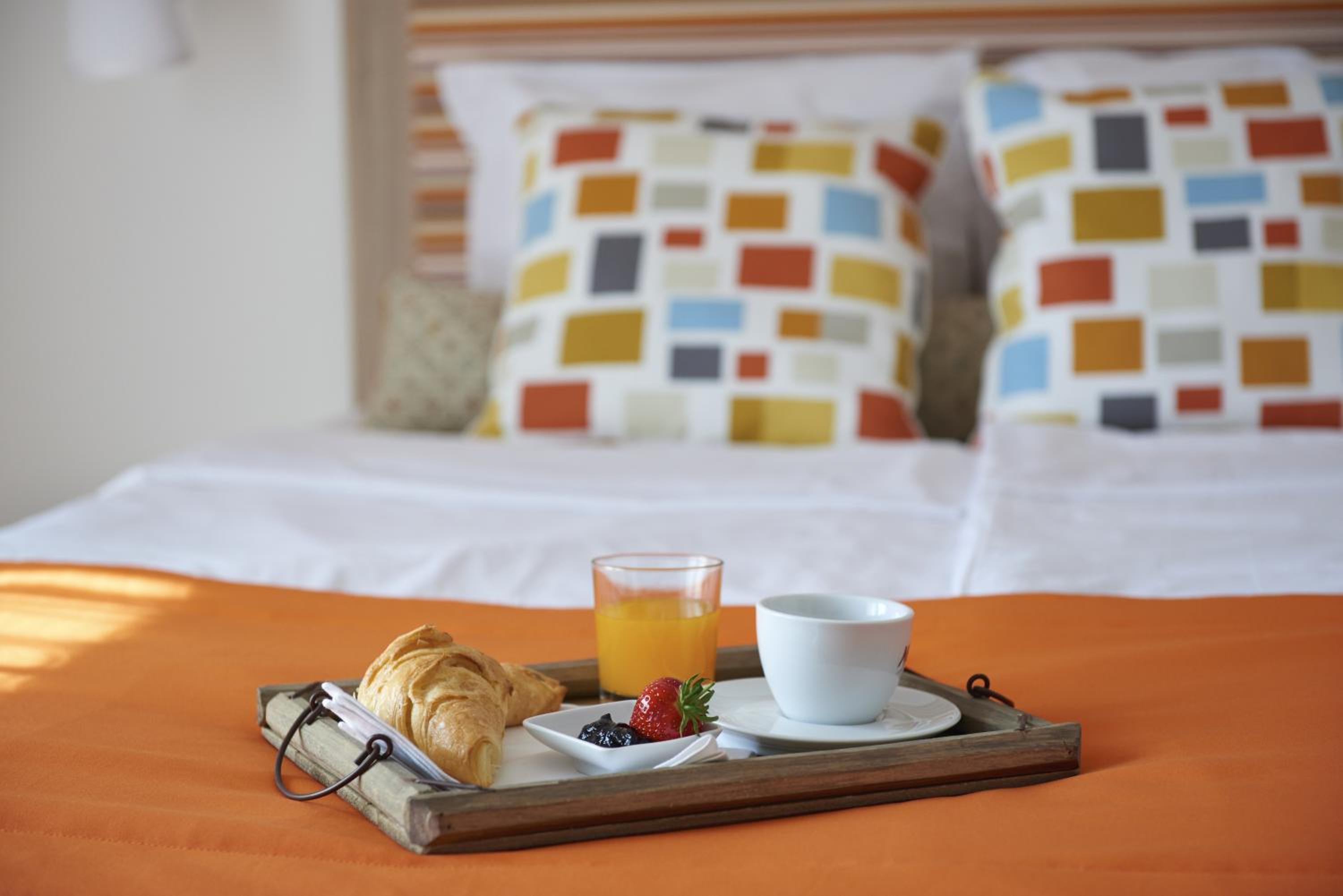 Deluxe Double or Twin Room with Balcony photo 1