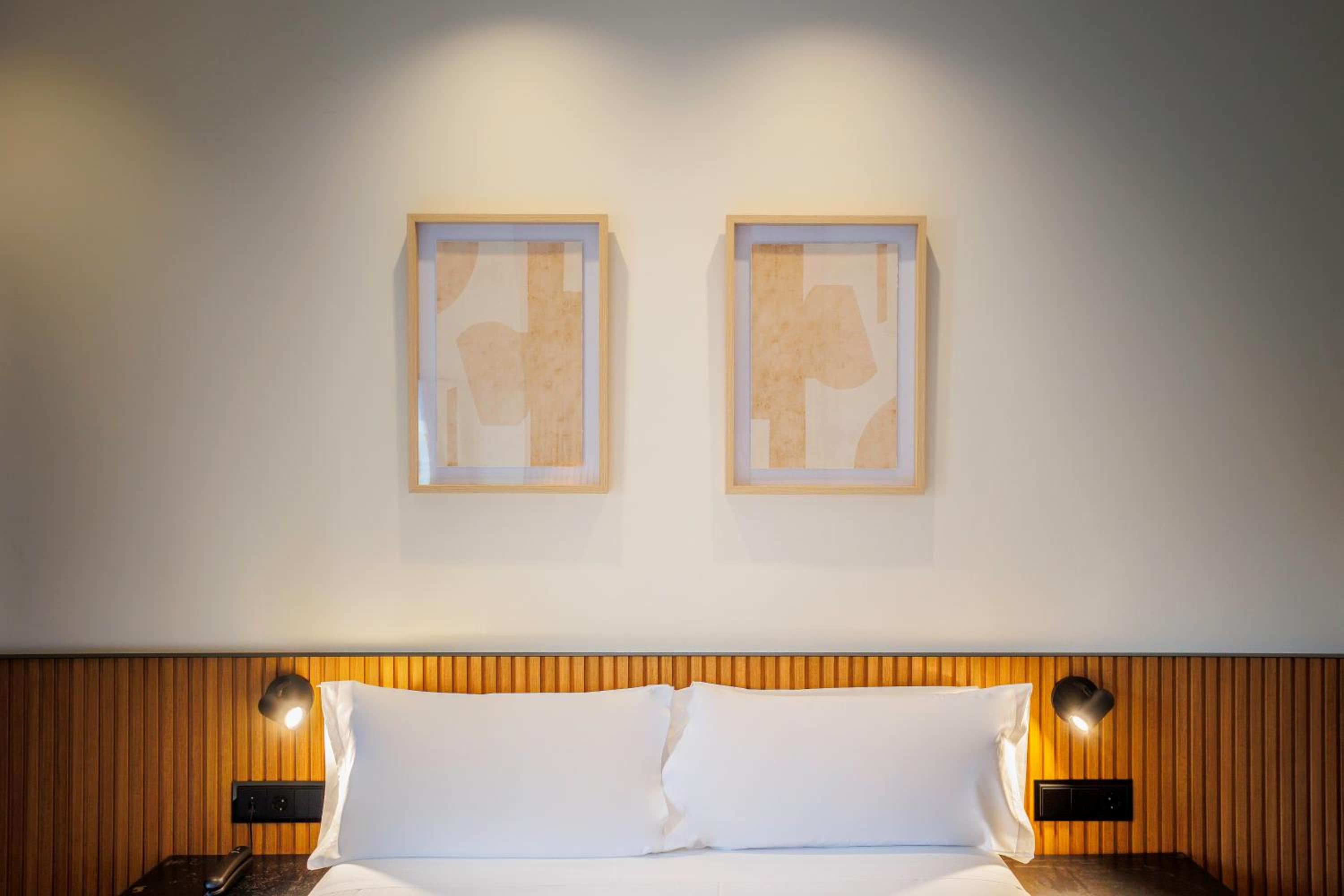 Standard Double Room - Photo 3