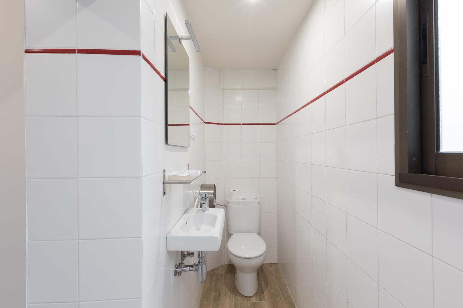 Triple Room with Bathroom photo 2