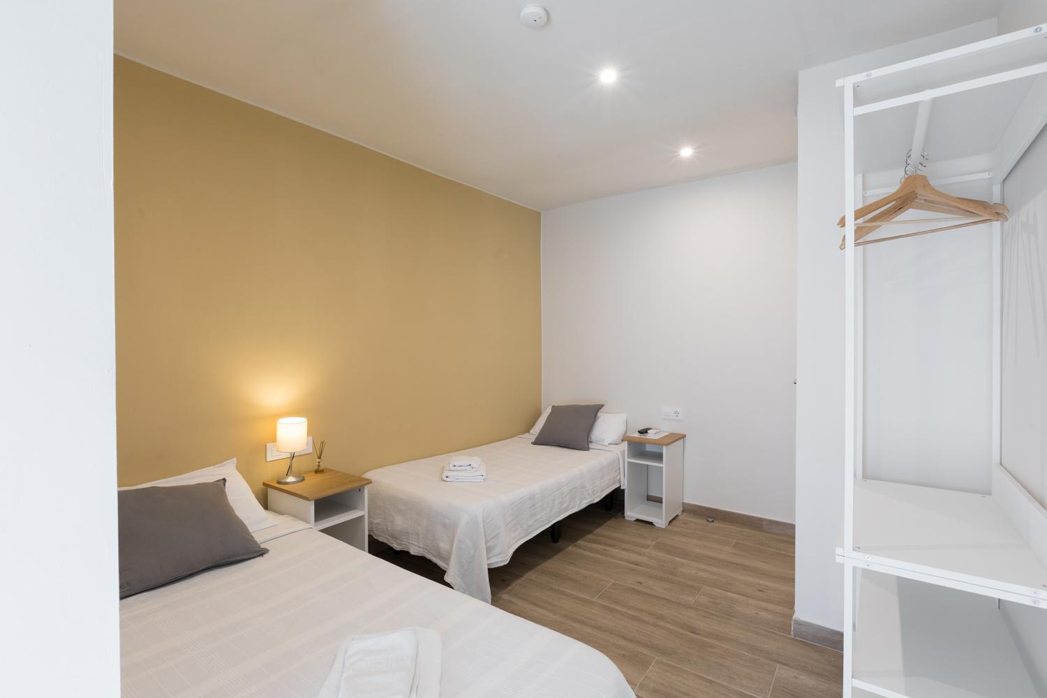 Standard Twin Room photo 3