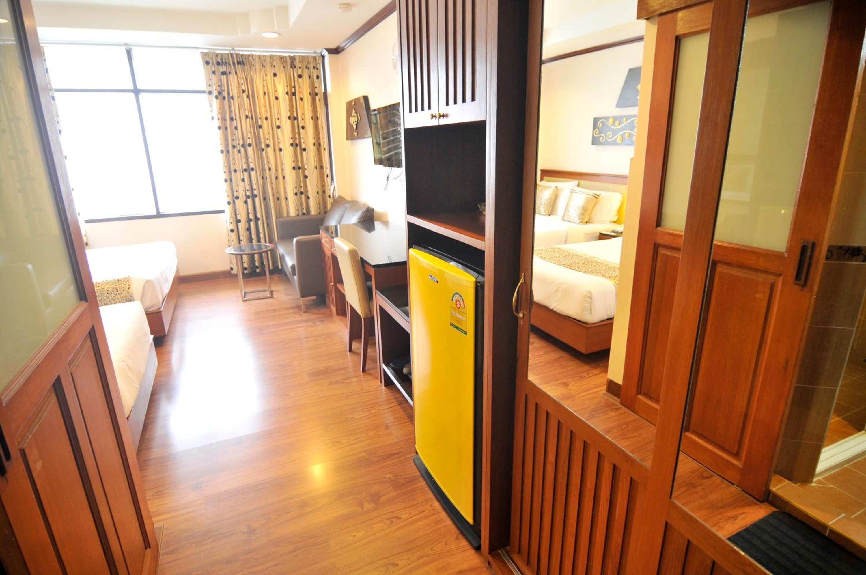 Deluxe Twin Room photo 3