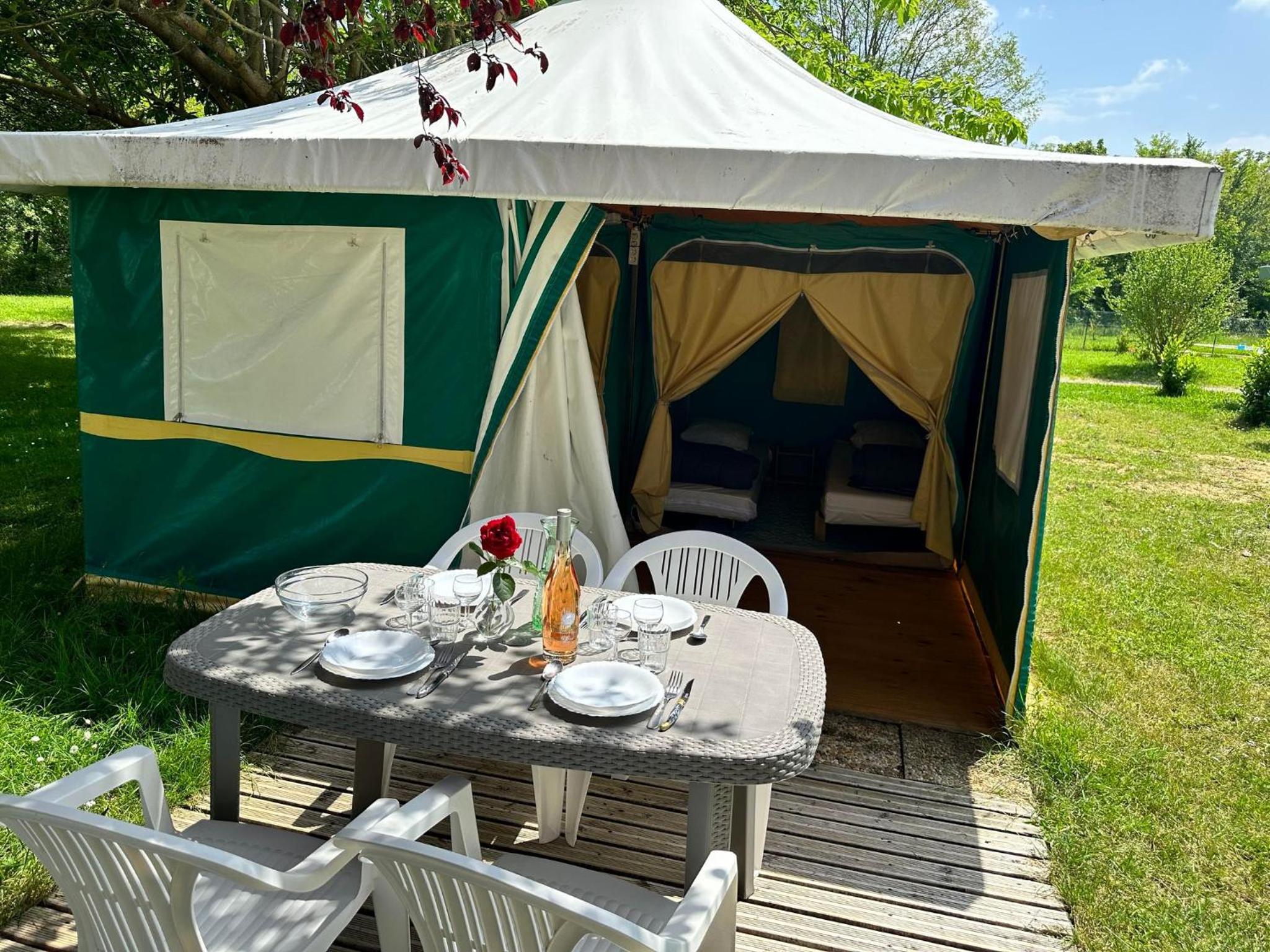 Tent - Photo 1
