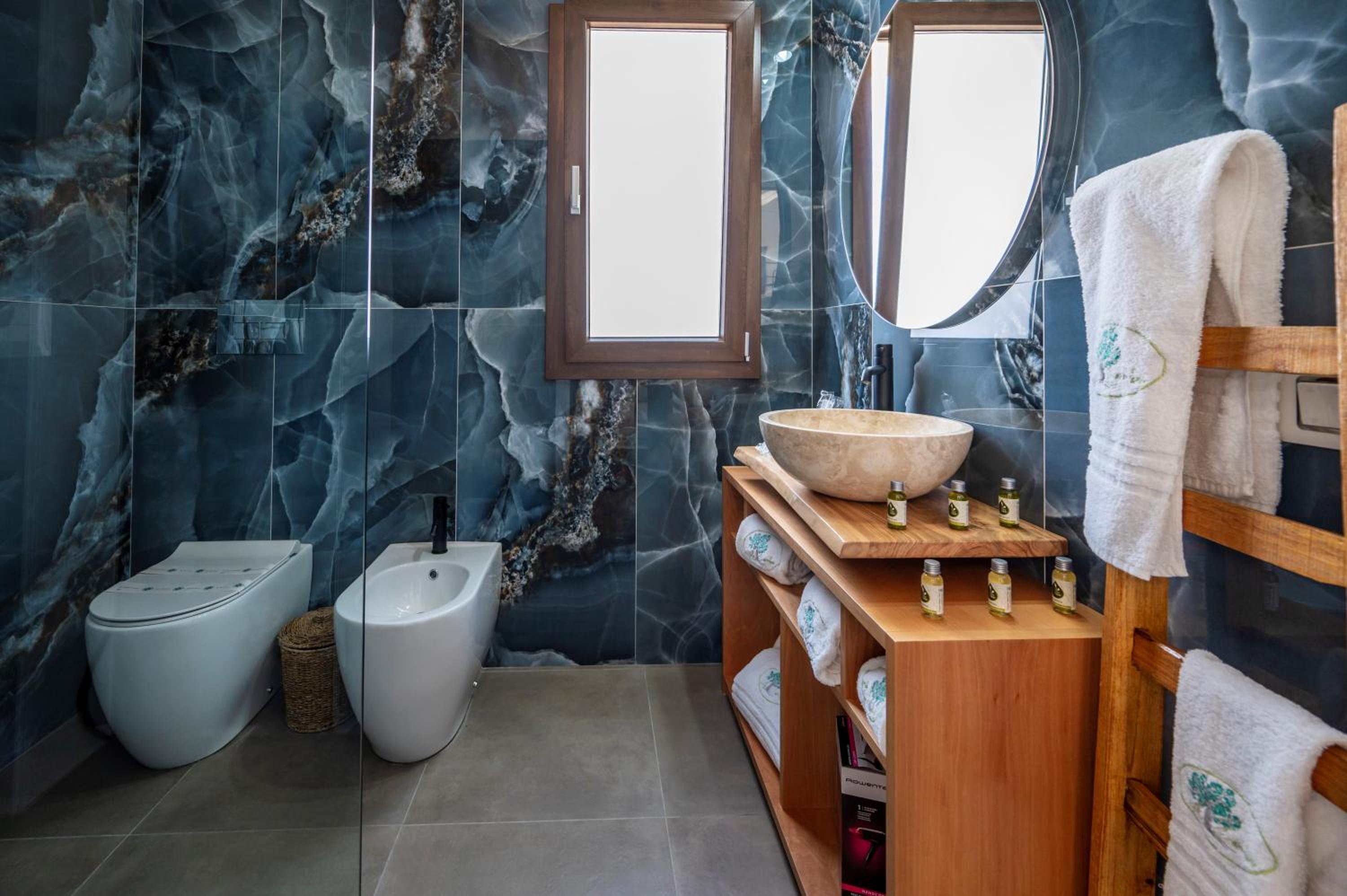 Luxury Quadruple Room photo 2