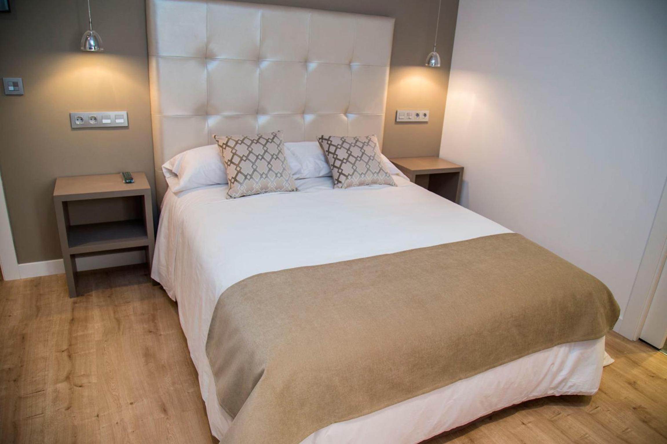 Double Room with Extra Bed - Photo 5