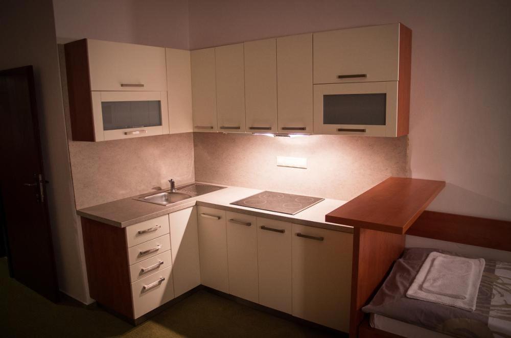 One-Bedroom Studio