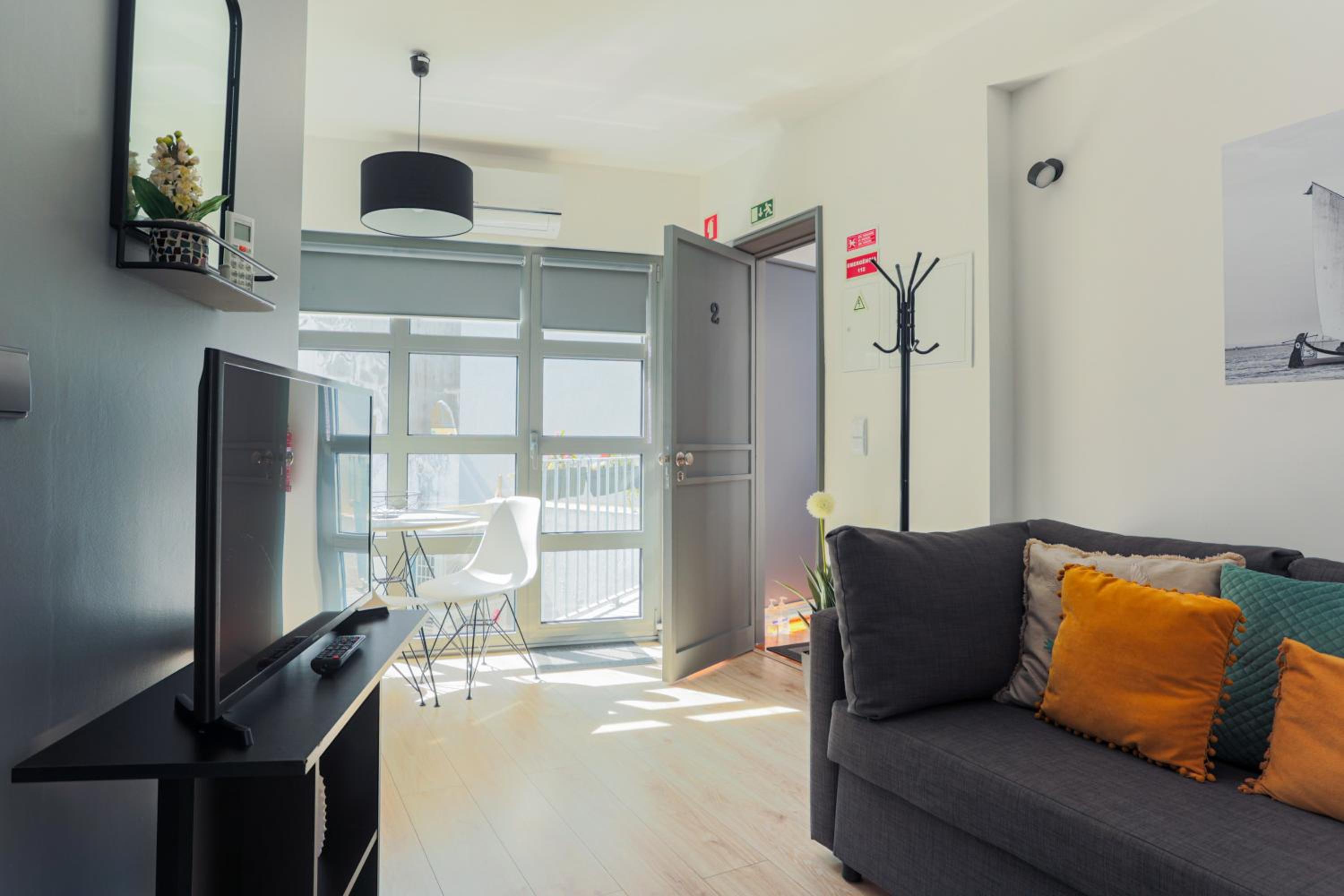 One-Bedroom Apartment