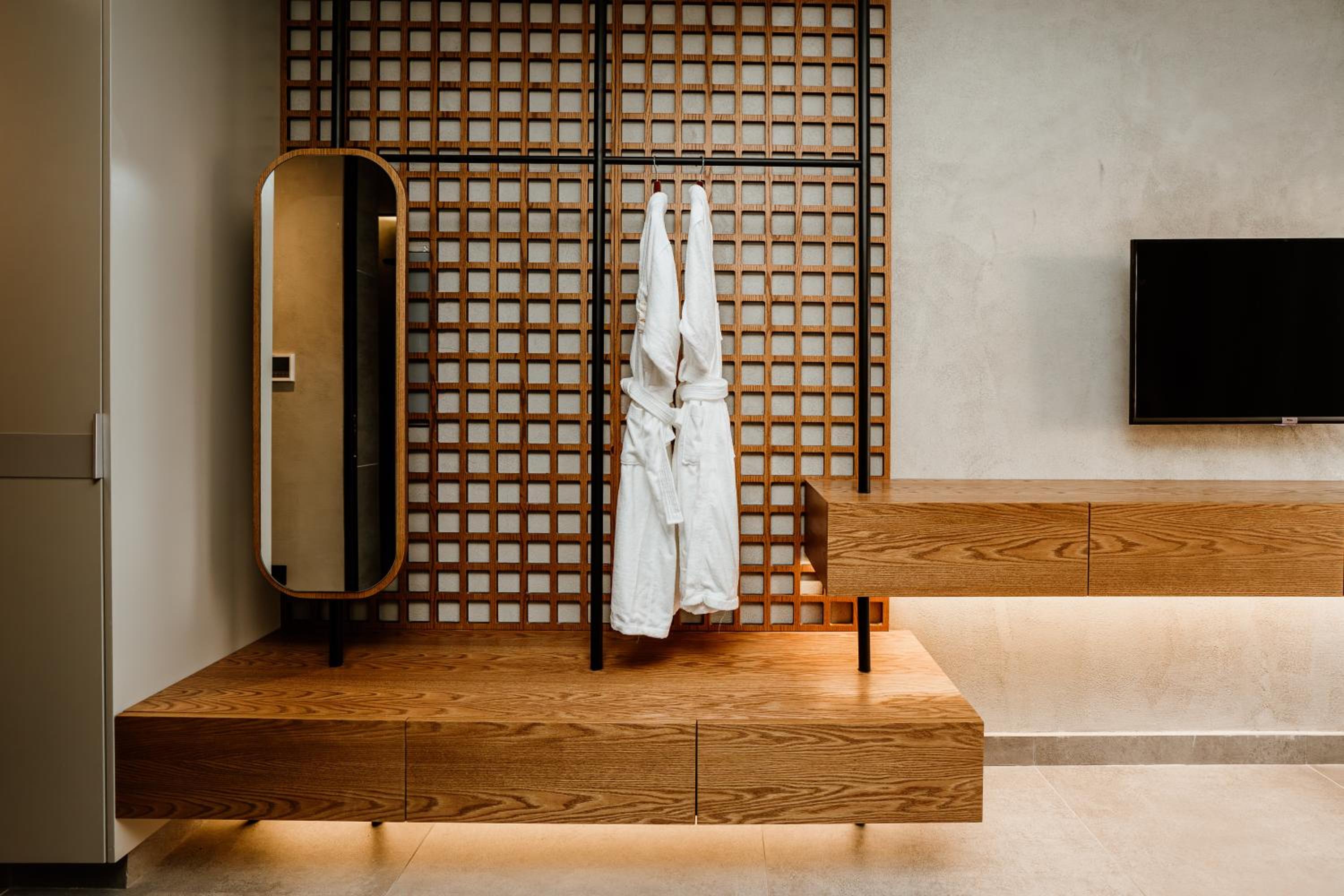 Wellness Panoramic Room with Side Sea View