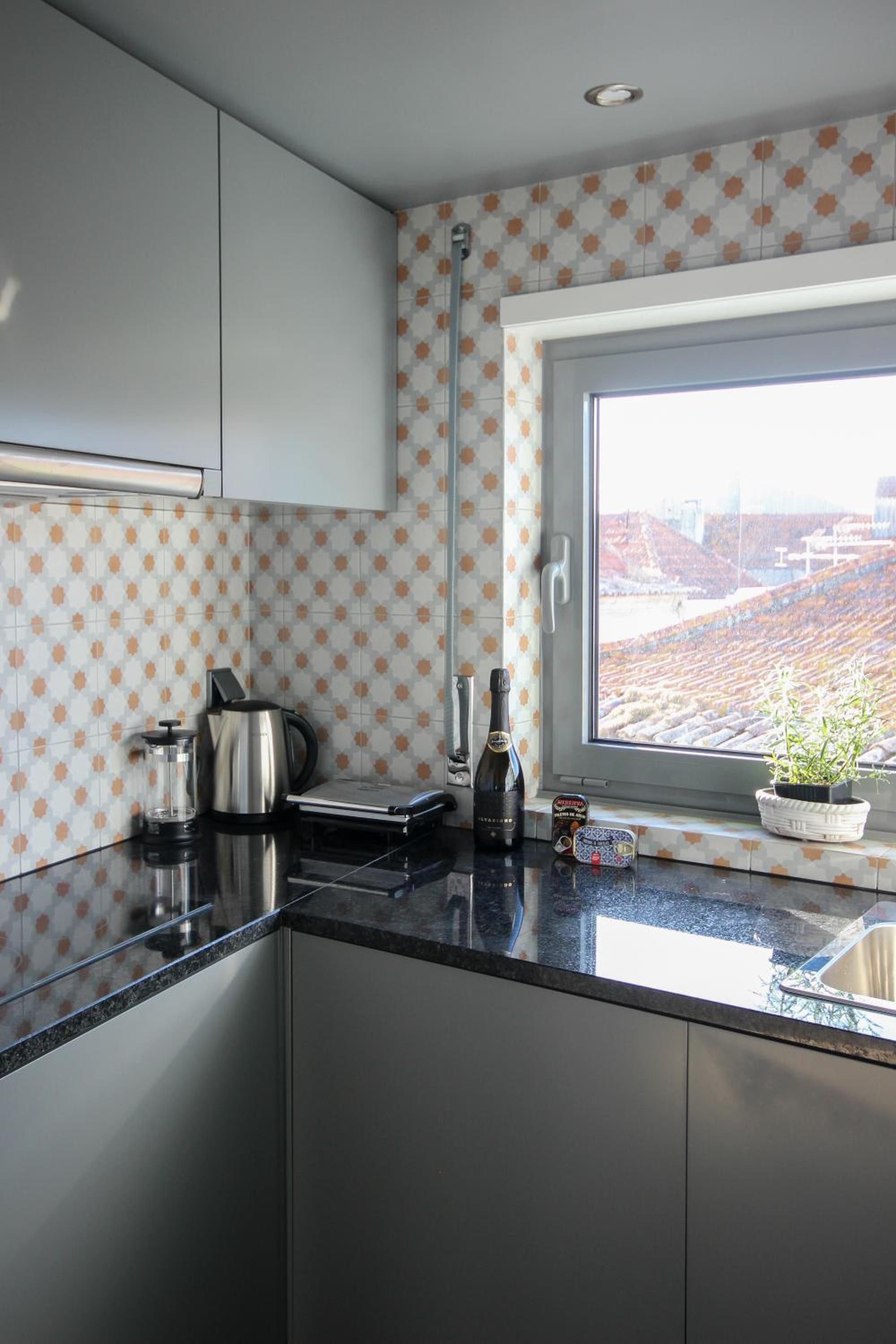 One-Bedroom Apartment - Photo 3