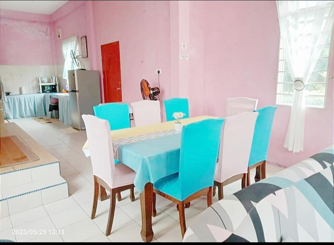 Four-Bedroom House photo 2
