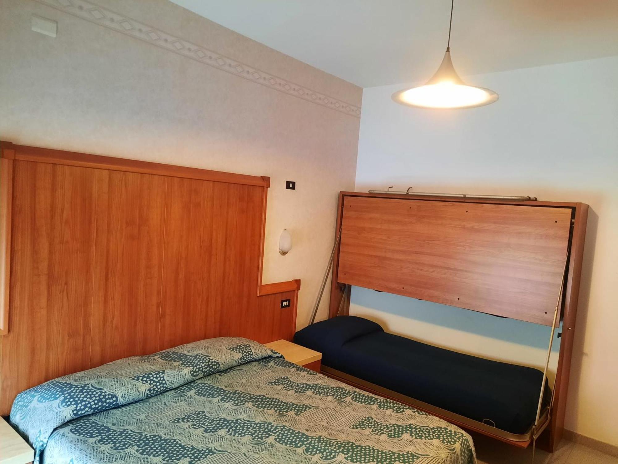 Classic Quadruple Room photo 2