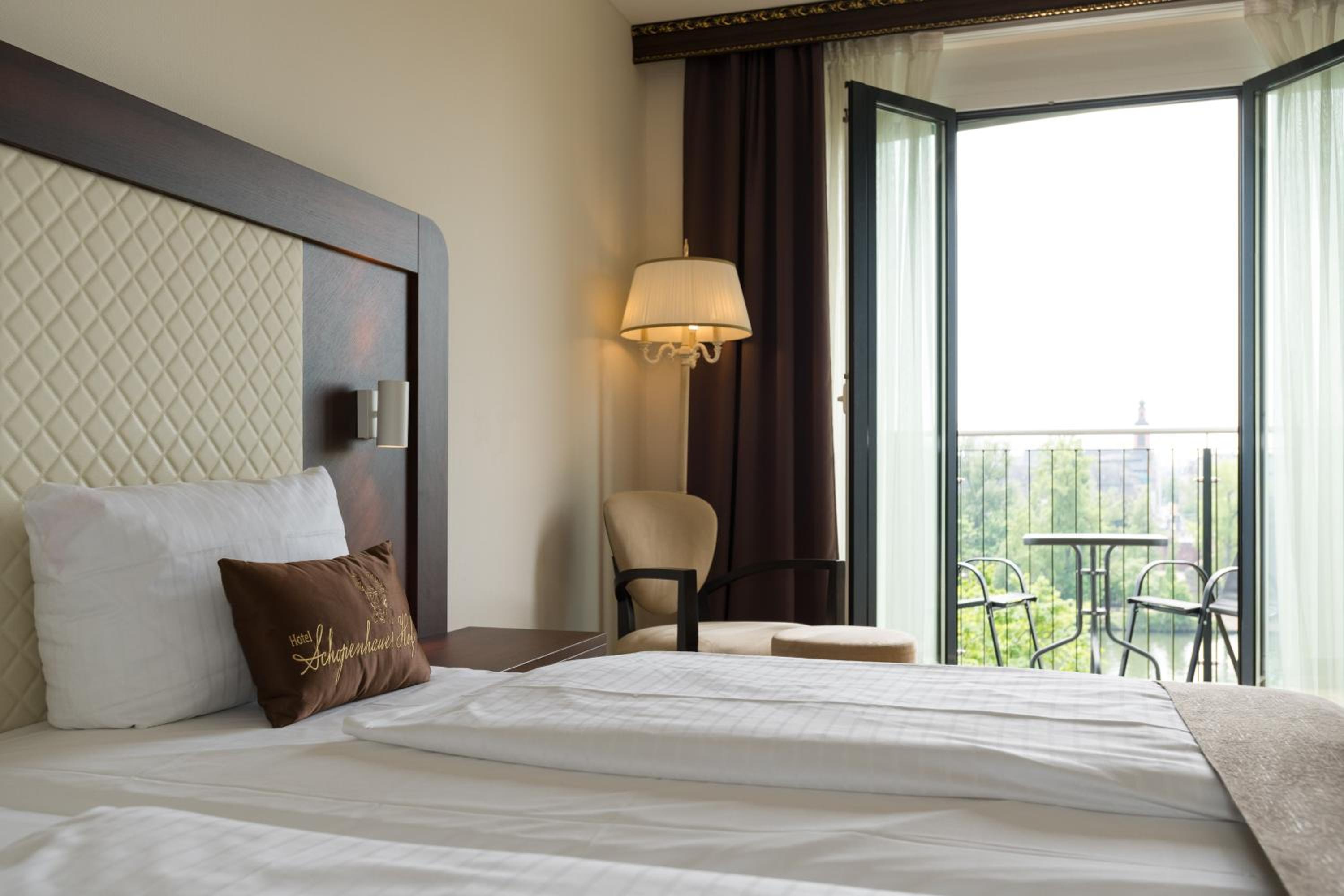 Deluxe Double or Twin Room with River View - Photo 6