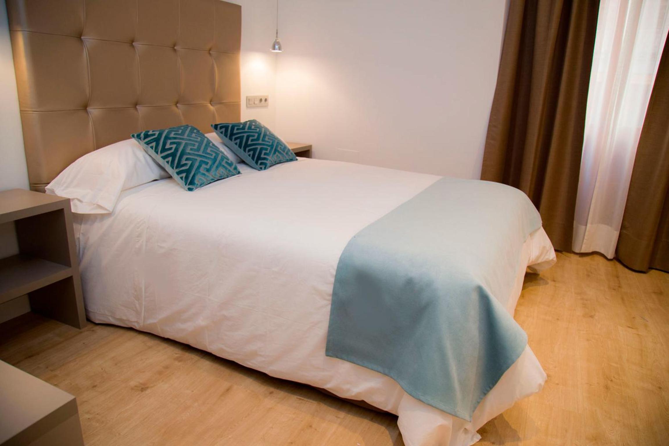Superior Double Room - Photo 1