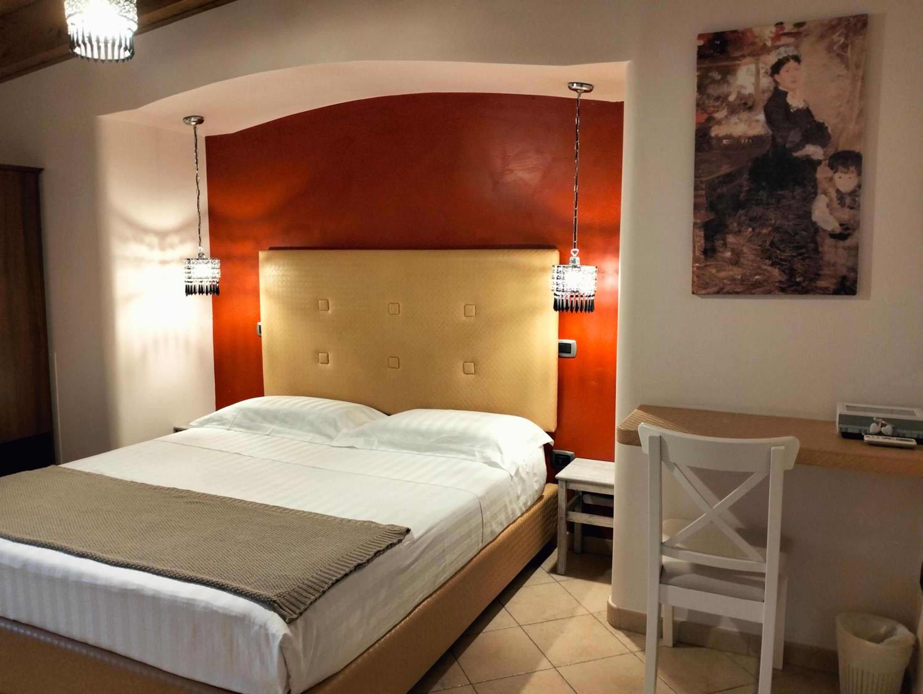 Double or Twin Room - Photo 1