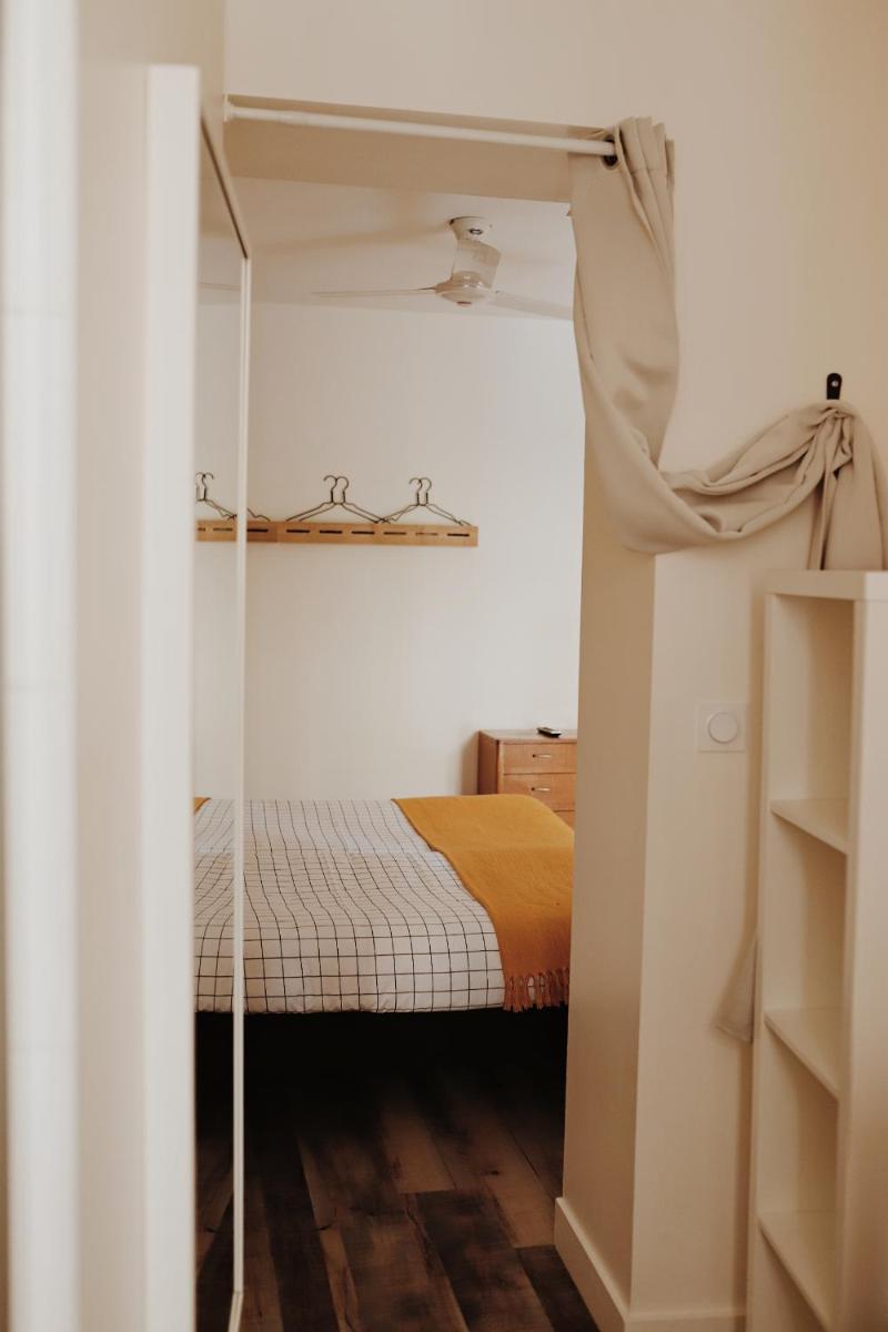Twin Room - Photo 3