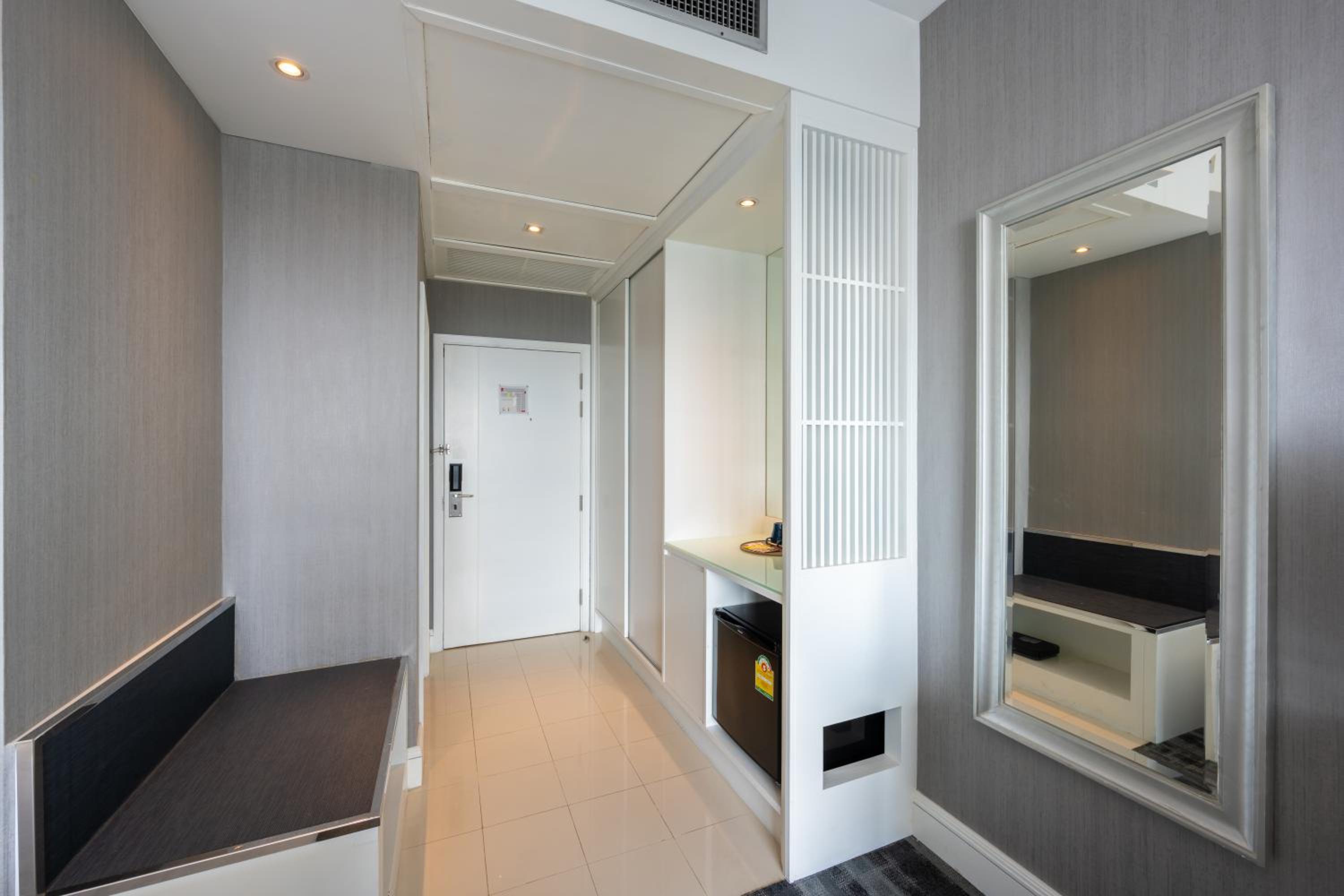 Deluxe Twin Room - Photo 5