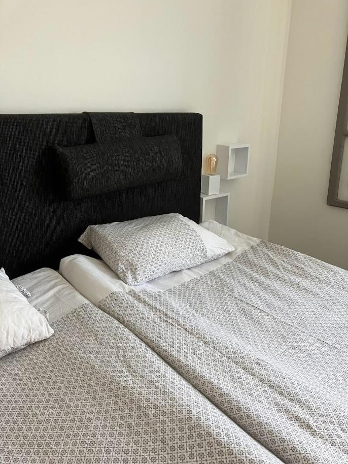 Standard Double Room - Photo 4