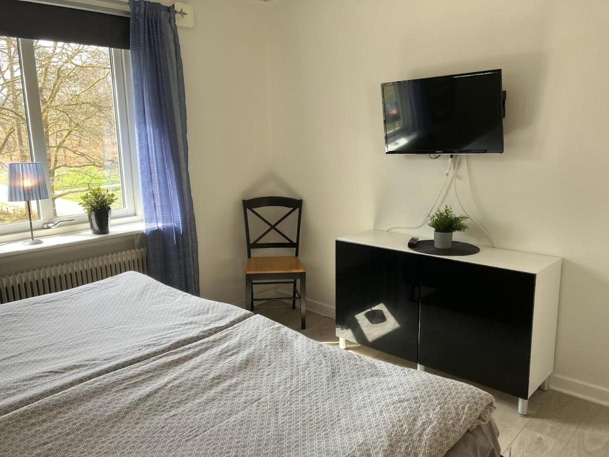 Standard Double Room - Photo 2