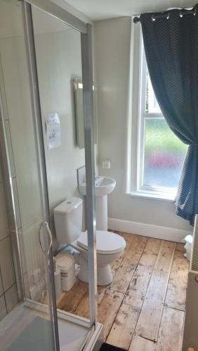Deluxe Double Room with Shower photo 2