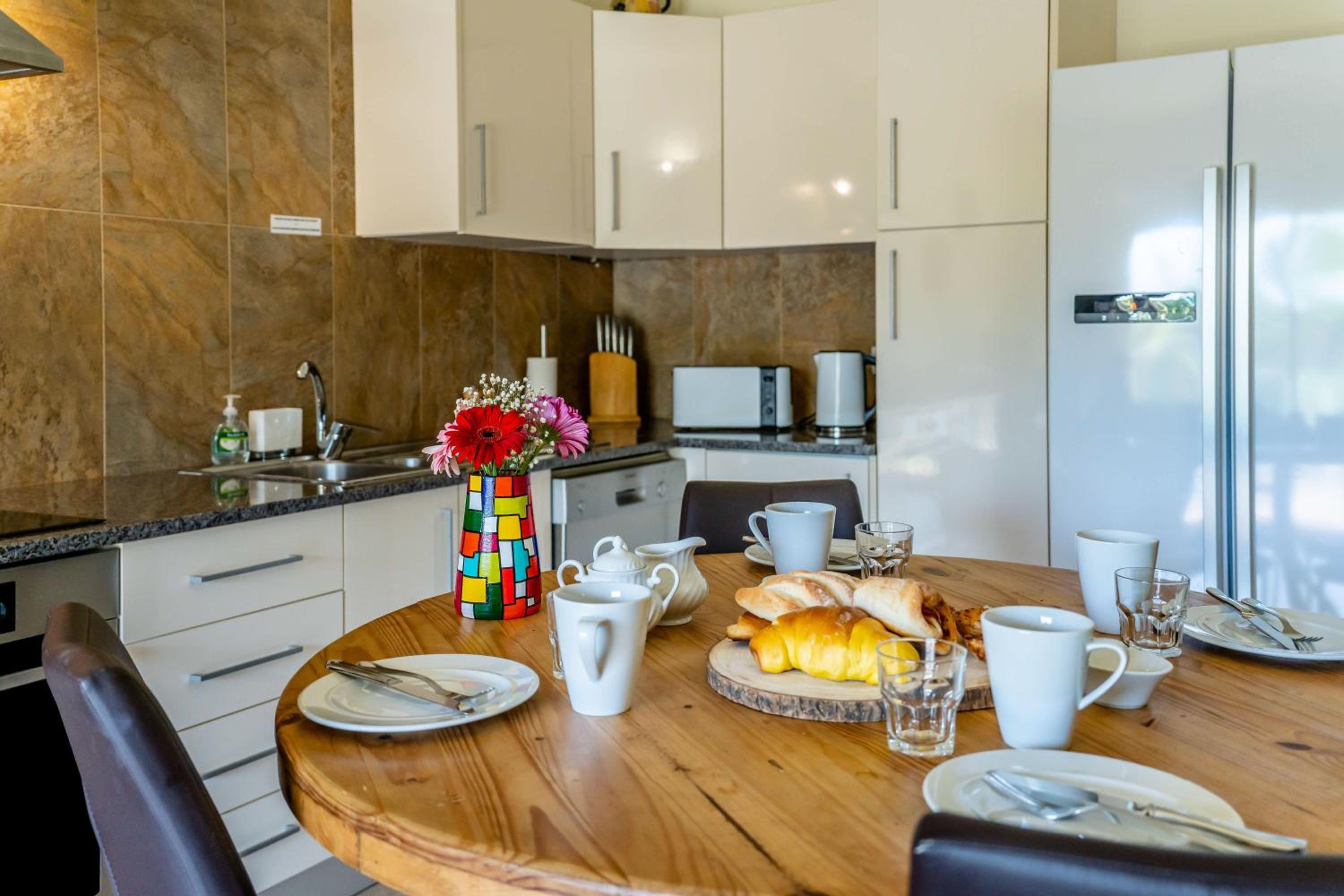Villa photo 3