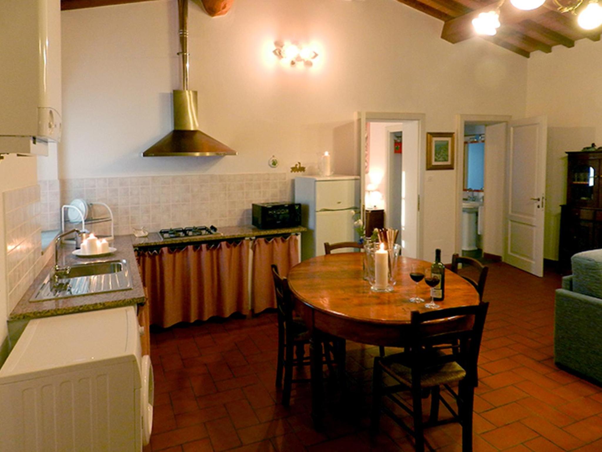 One-Bedroom Apartment (5 Adults) photo 2