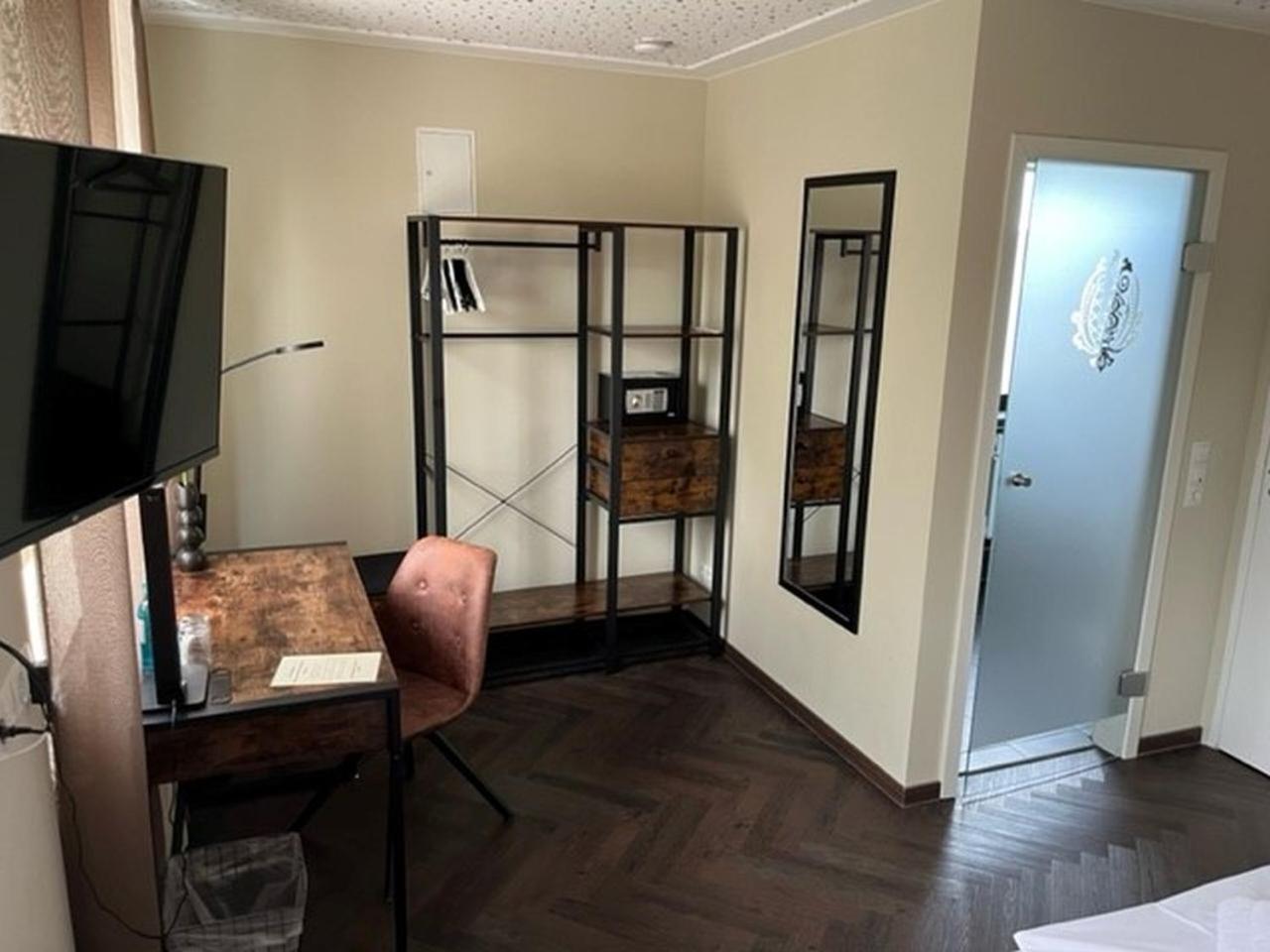 Standard Double Room - Photo 1