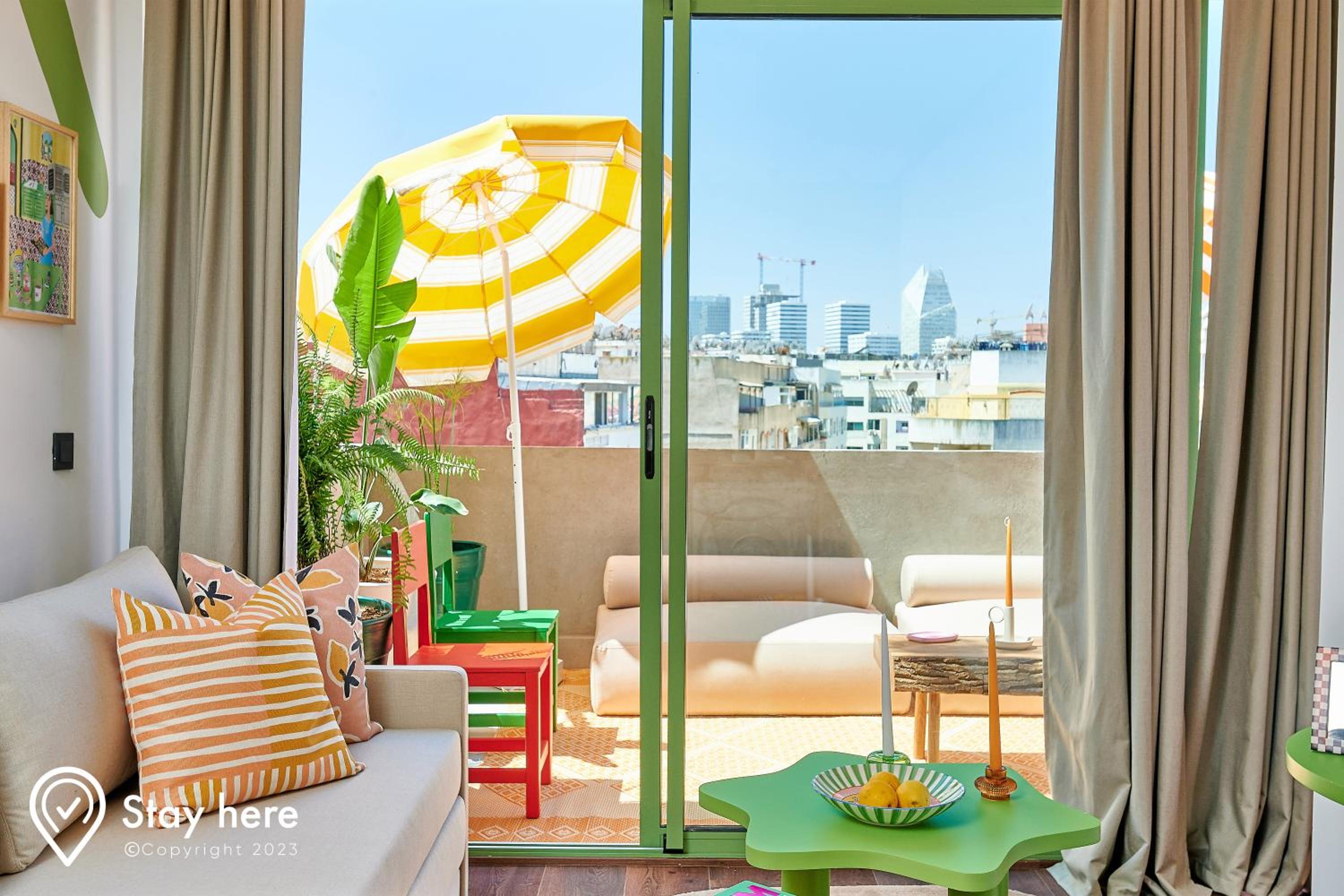 Apartment With Terrace - Photo 14
