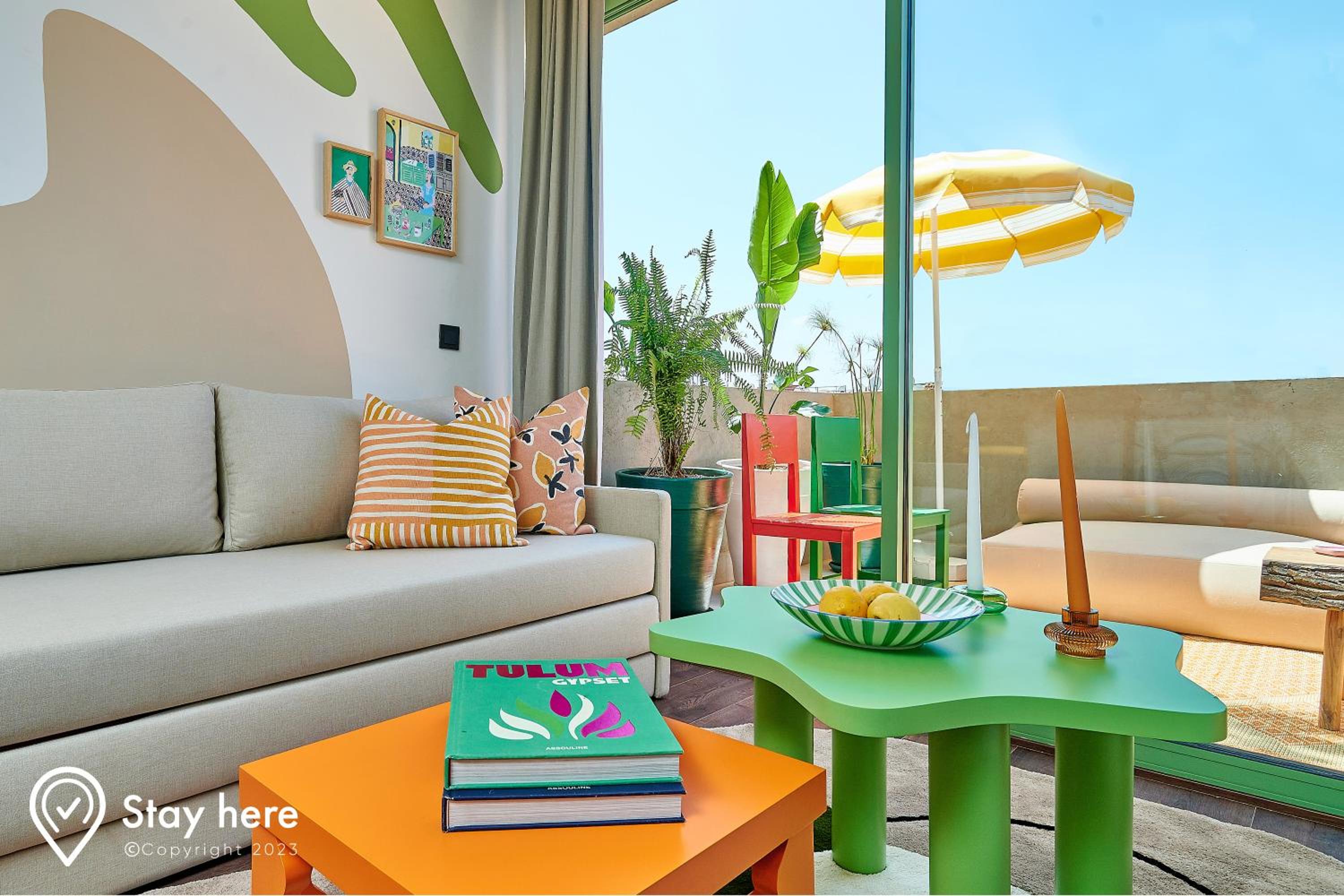 Apartment With Terrace - Photo 12
