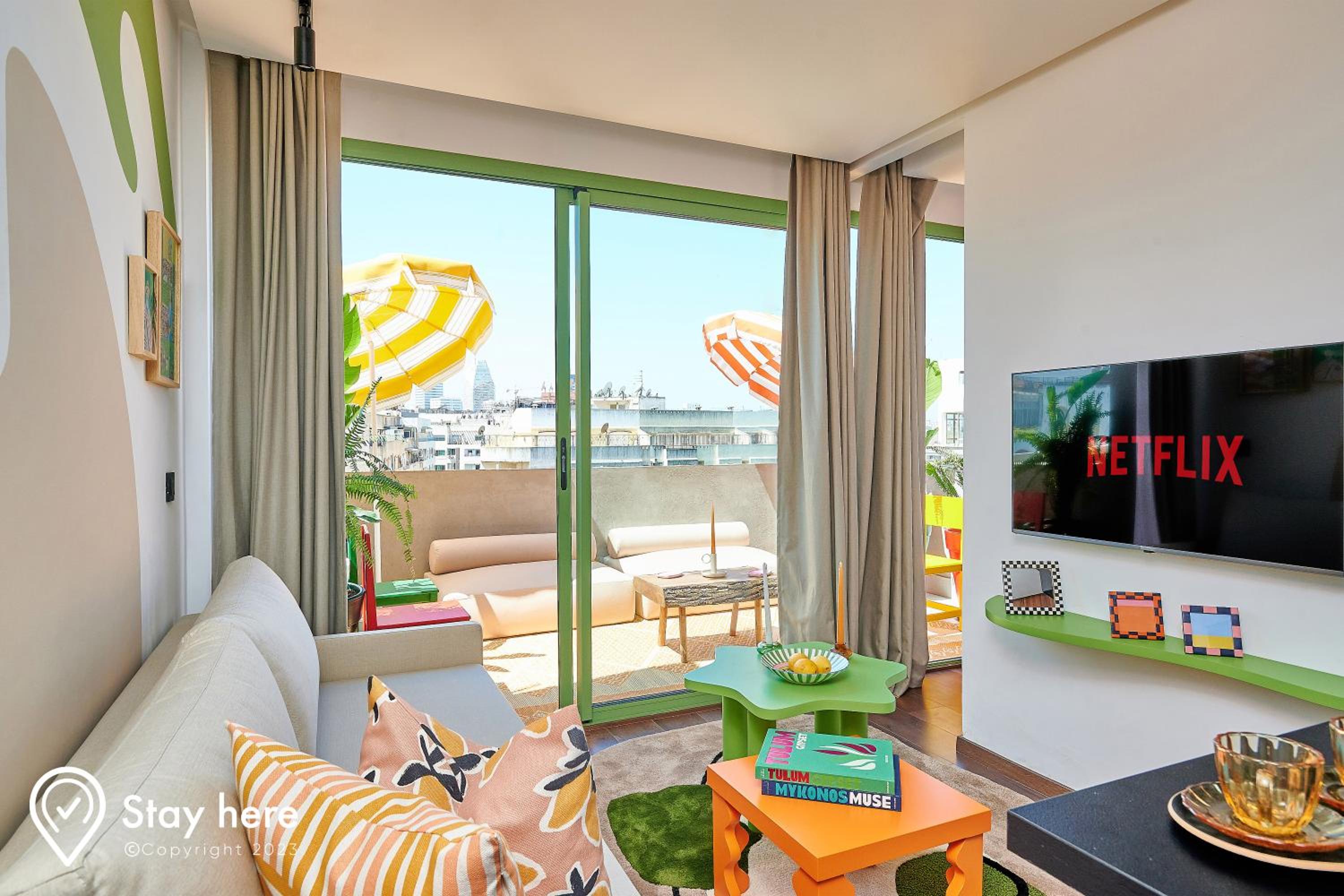 Apartment With Terrace - Photo 11